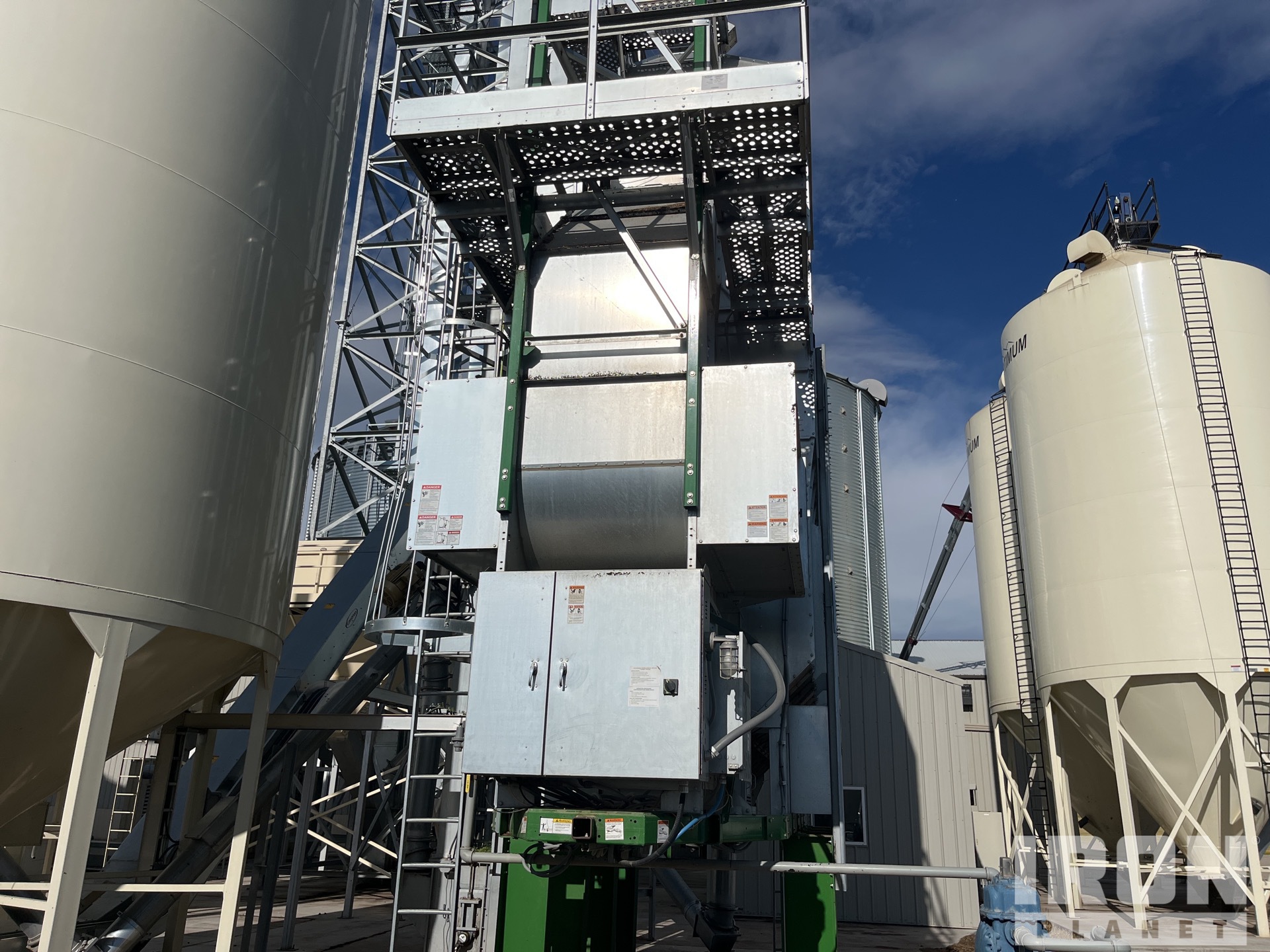 2020 Sukup TM1606
