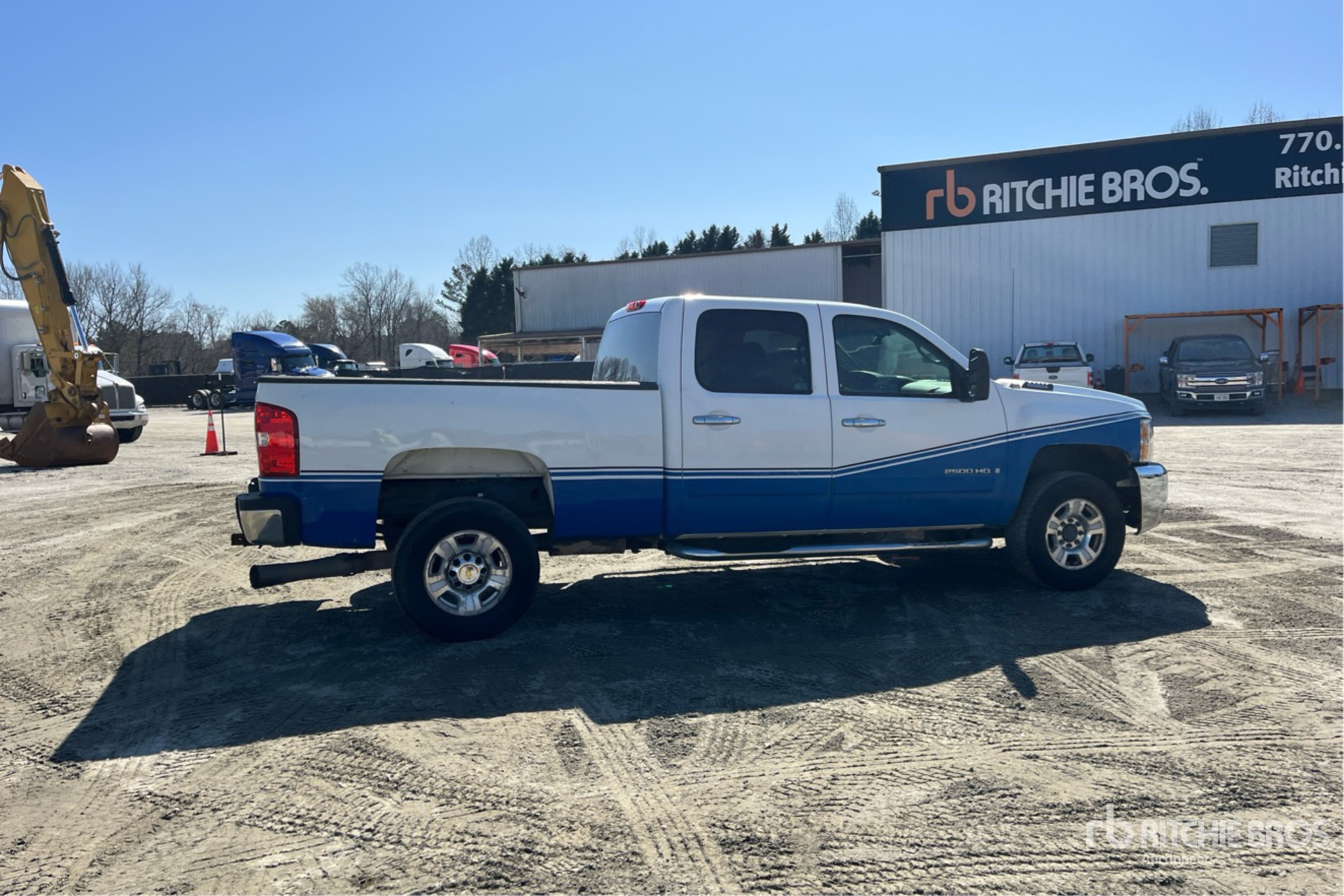 General Appearance with Picture, Right Rear Corner