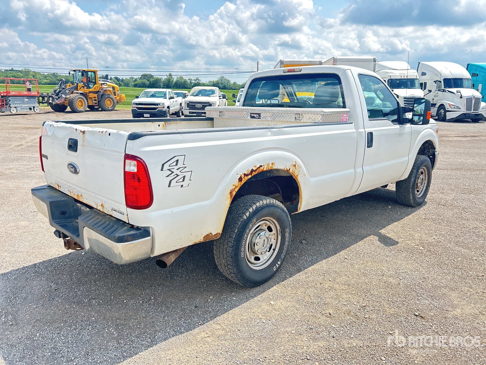 General Appearance with Picture, Right Rear Corner