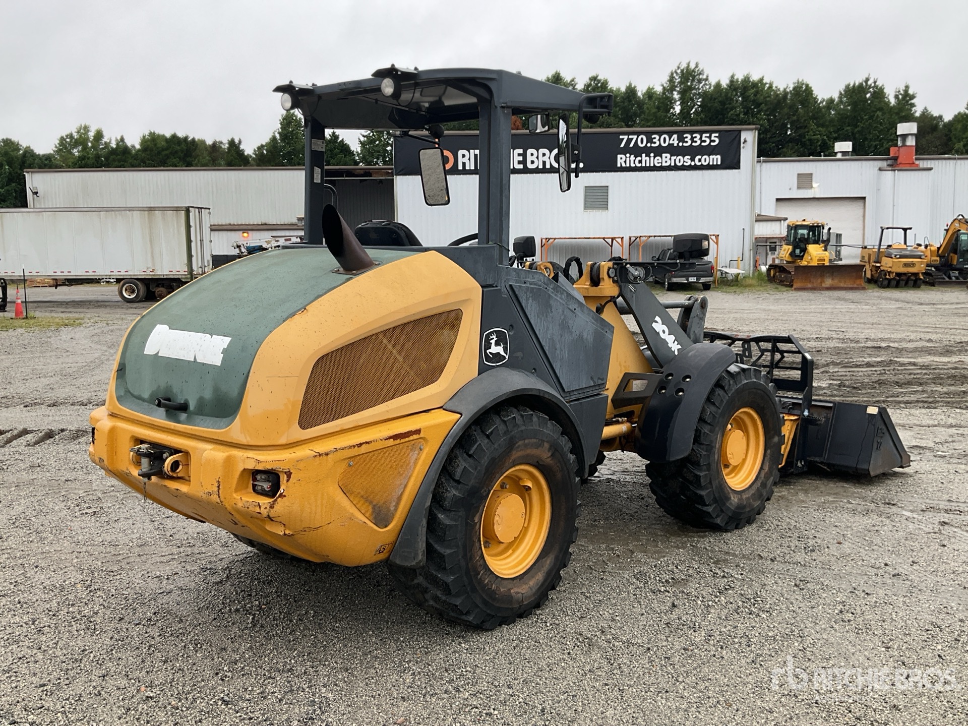 General Appearance with Picture, Right Rear Corner