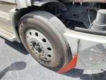 4 Underbody - Truck with 