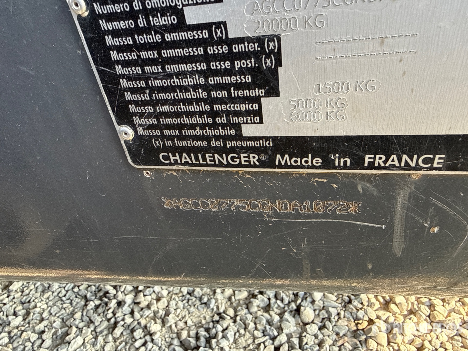 General Appearance with Numer seryjny/numer identyfikacyjny pojazdu