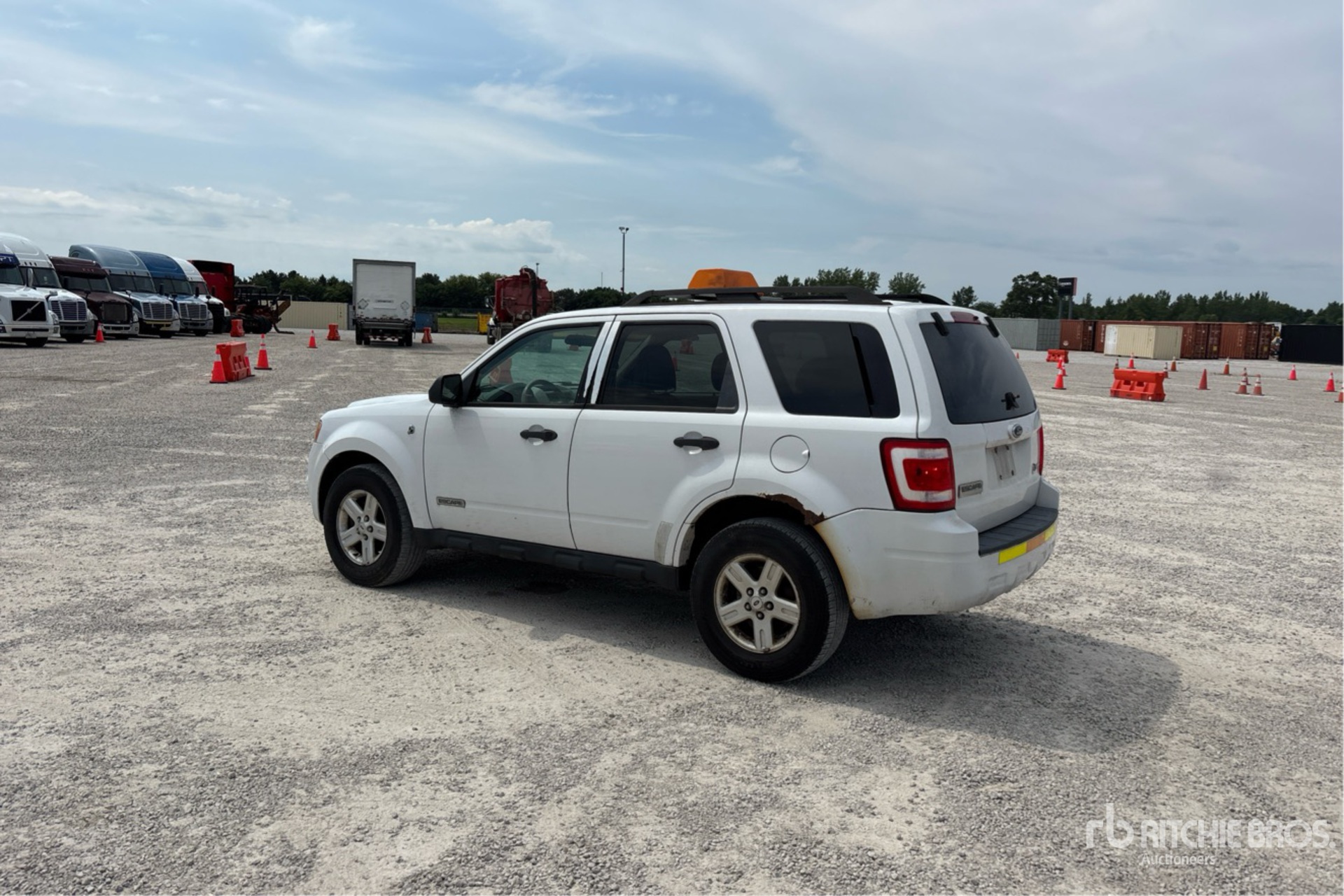 General Appearance with Picture, Left Rear Corner
