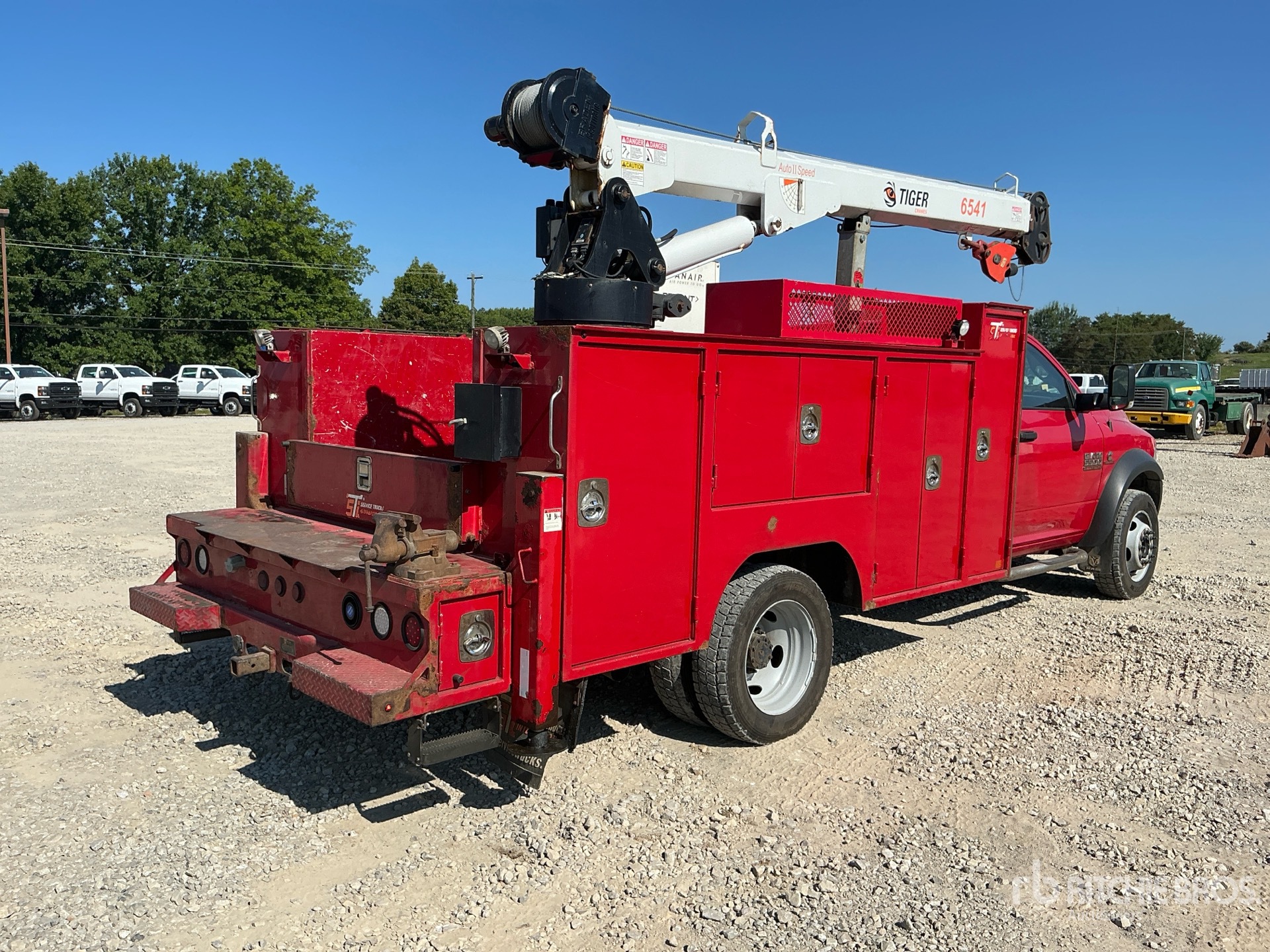 General Appearance with Picture, Right Rear Corner