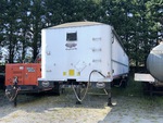 General Appearance with Bild, Ecke vorne links
