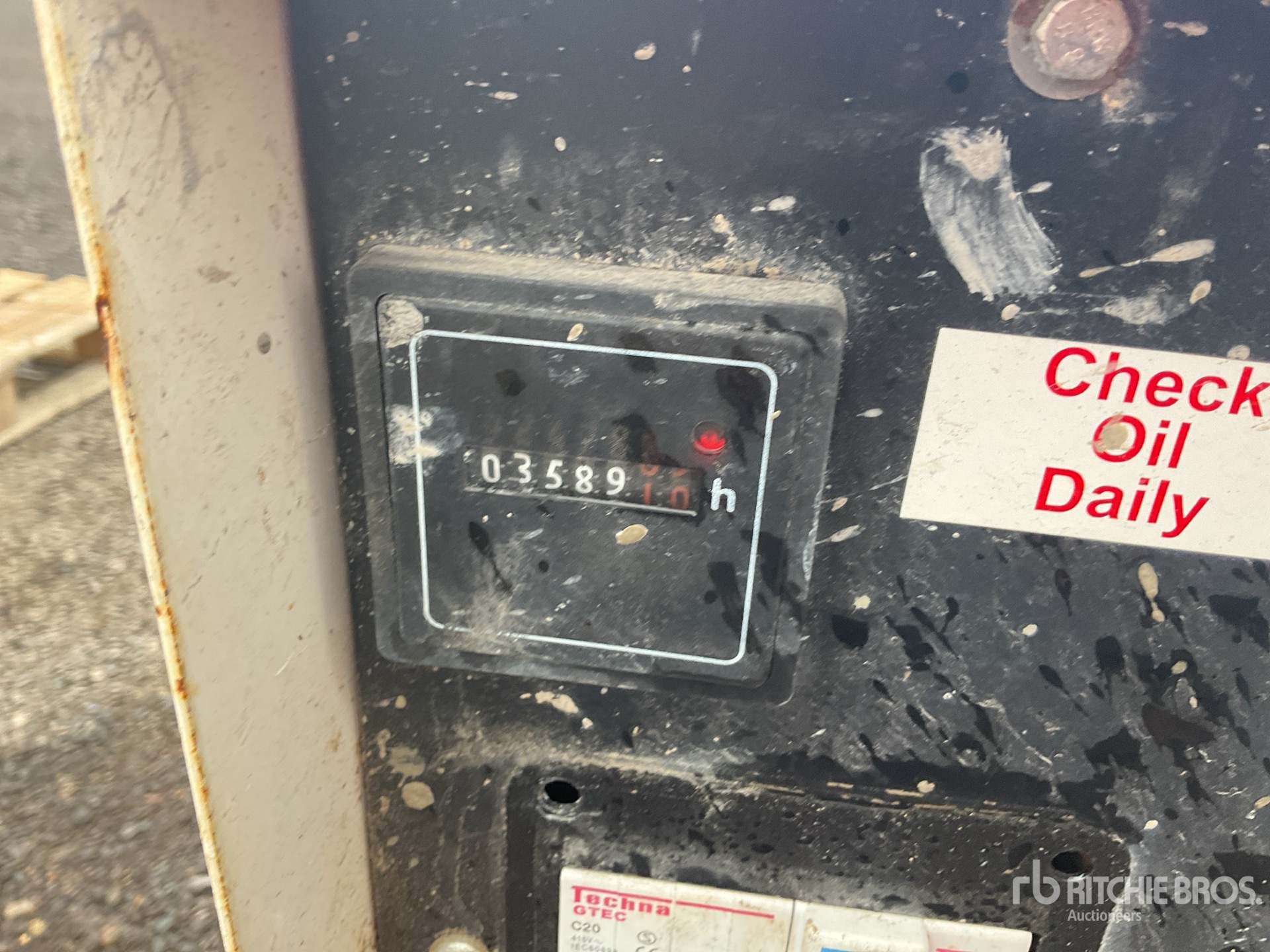 General Appearance with Hour Meter / Odometer