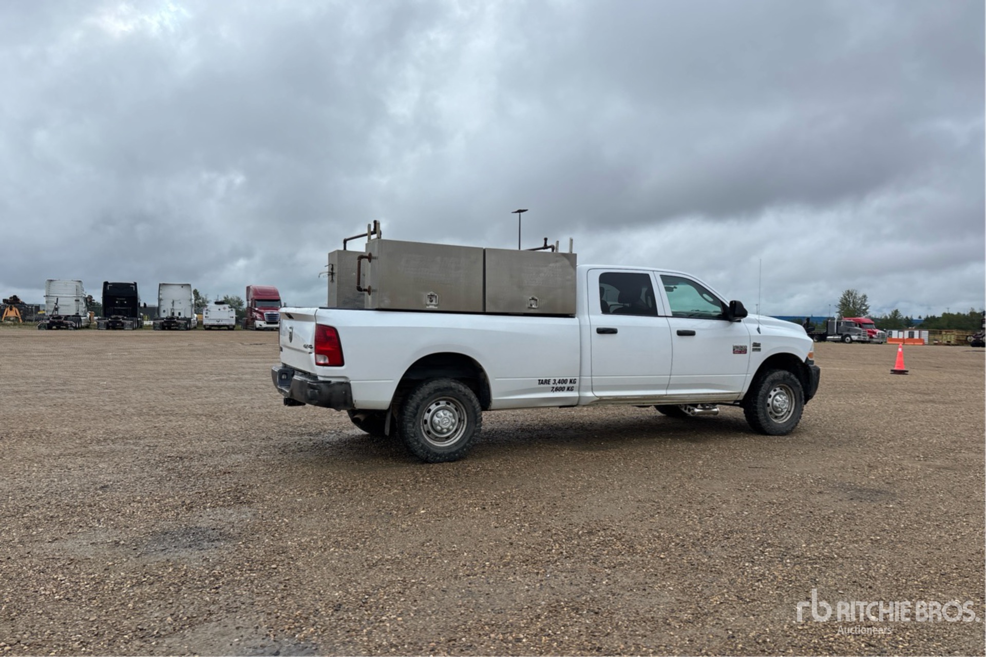 General Appearance with Picture, Right Rear Corner