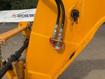Hydraulics with 