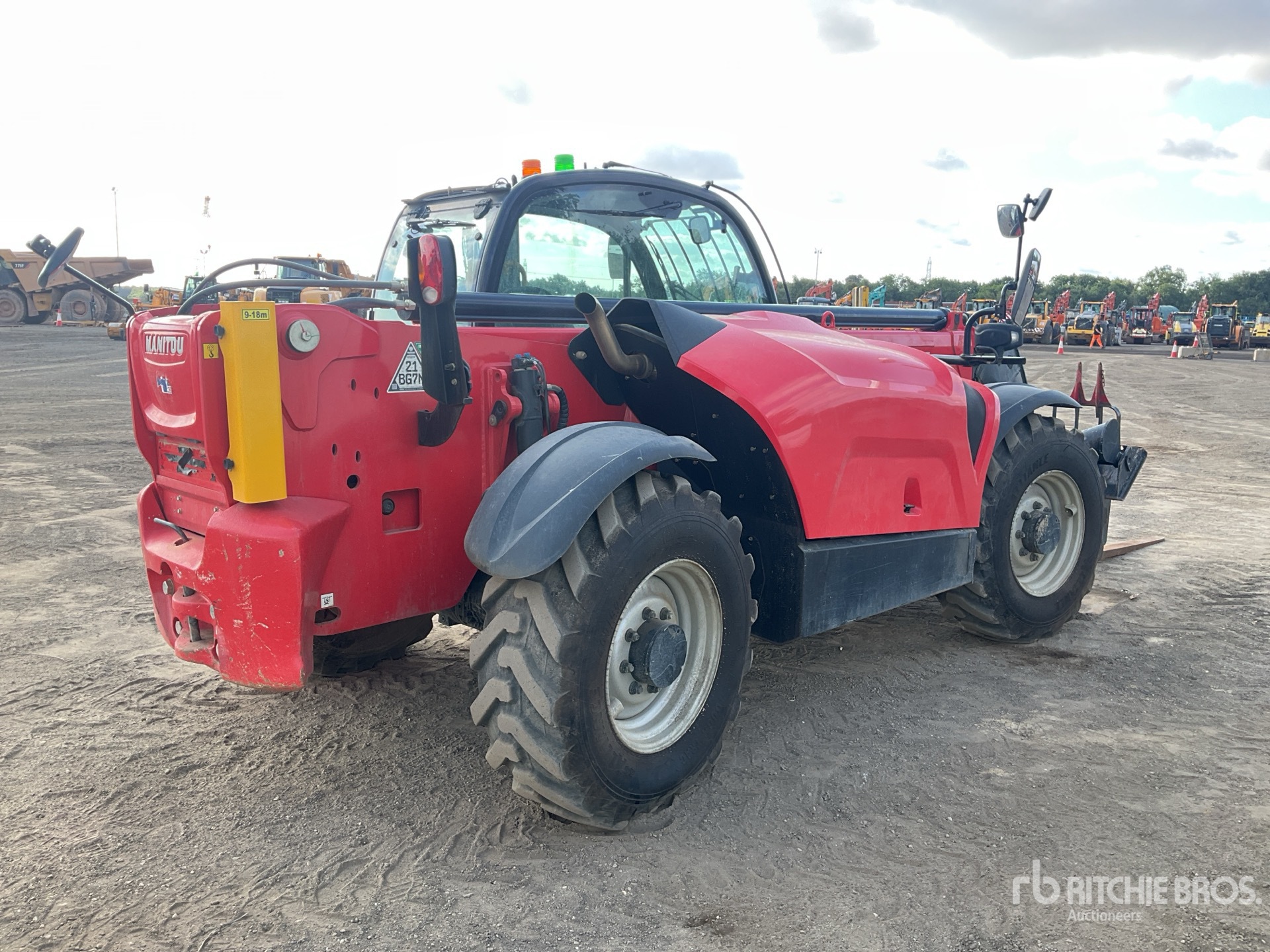 General Appearance with Picture, Right Rear Corner