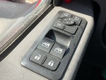NN805626 - 2022 International LT625: Window Controls