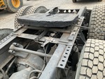 4 Underbody - Truck with 