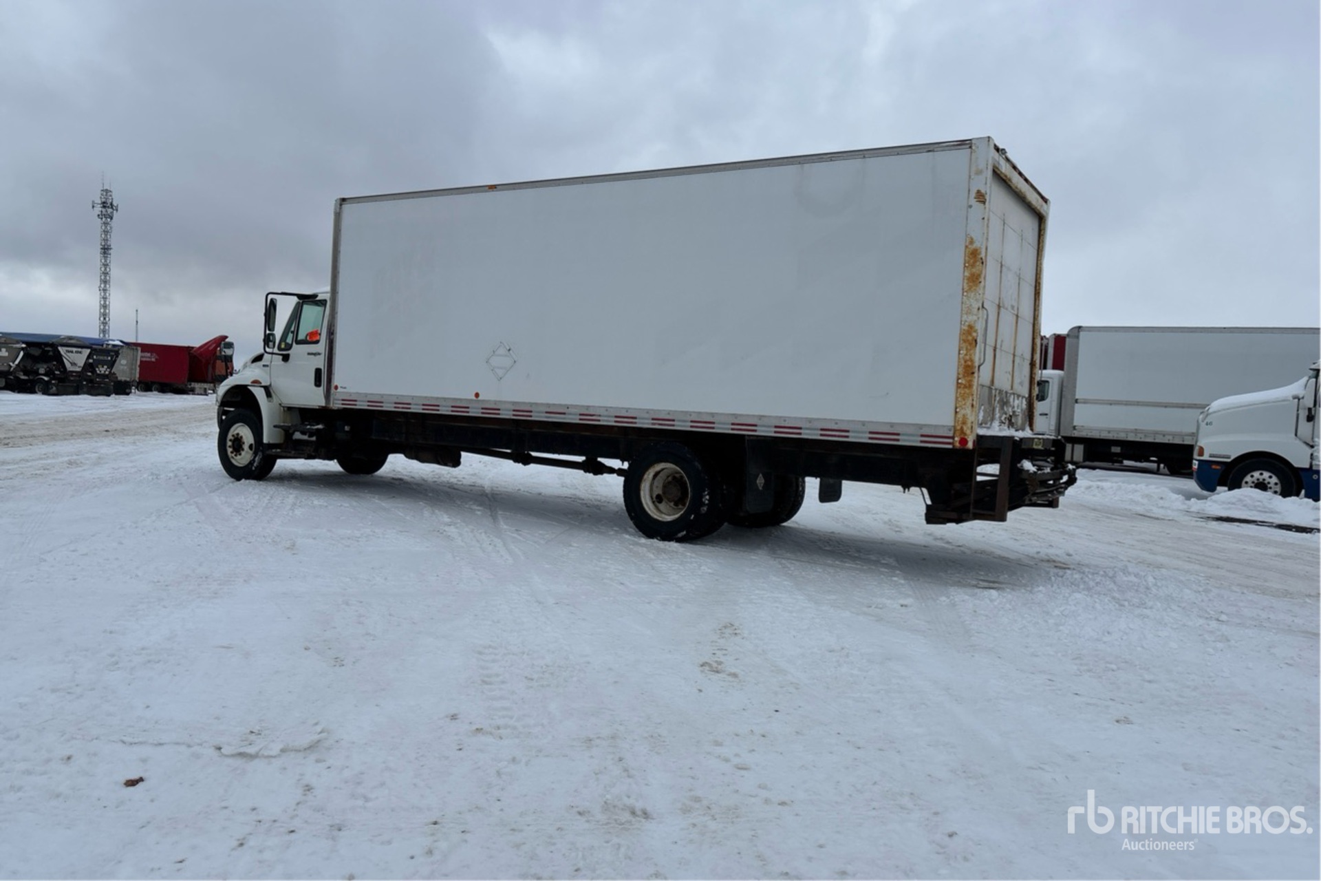 General Appearance with Imagen: esquina trasera izquierda