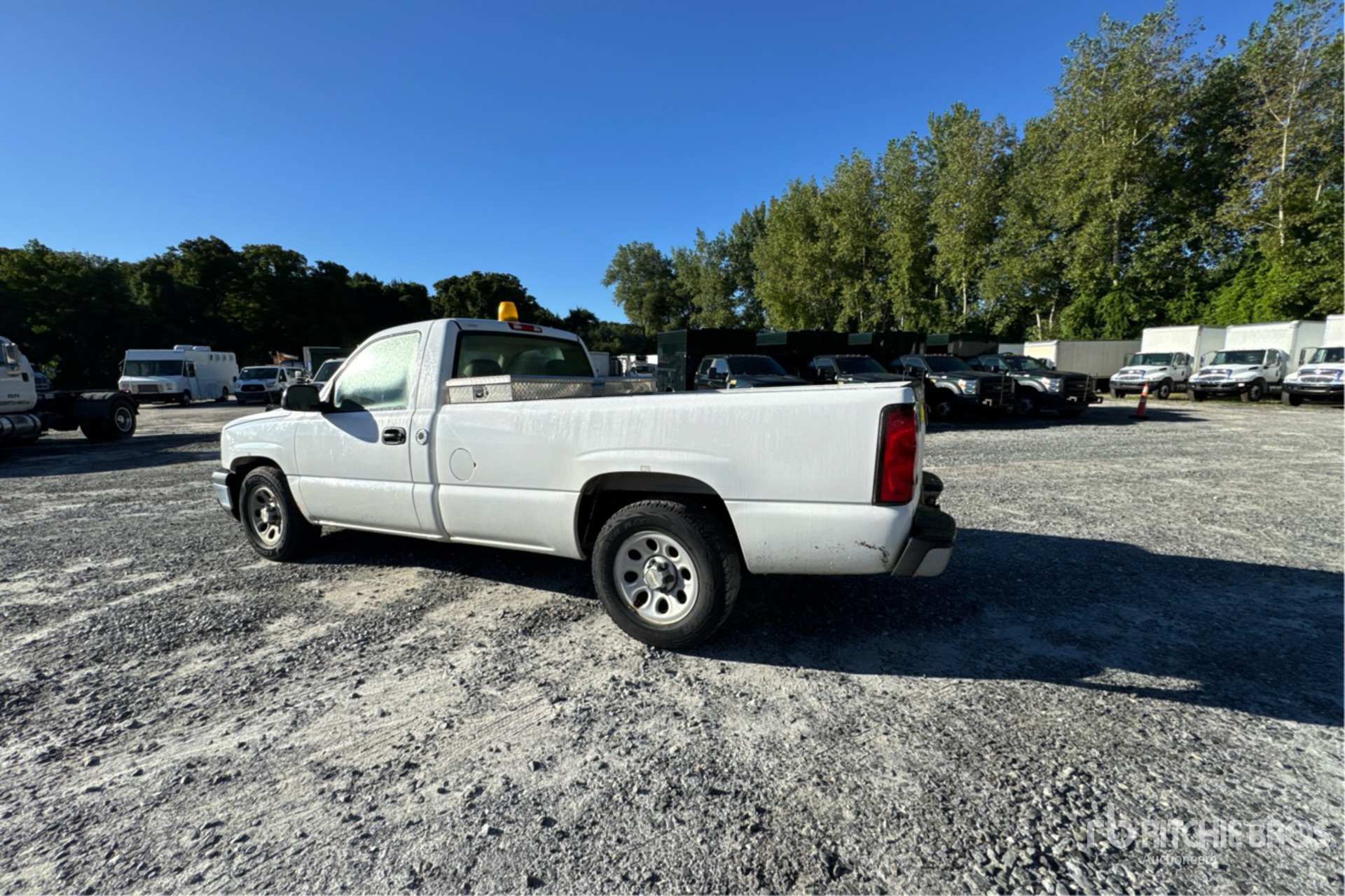 General Appearance with Picture, Left Rear Corner