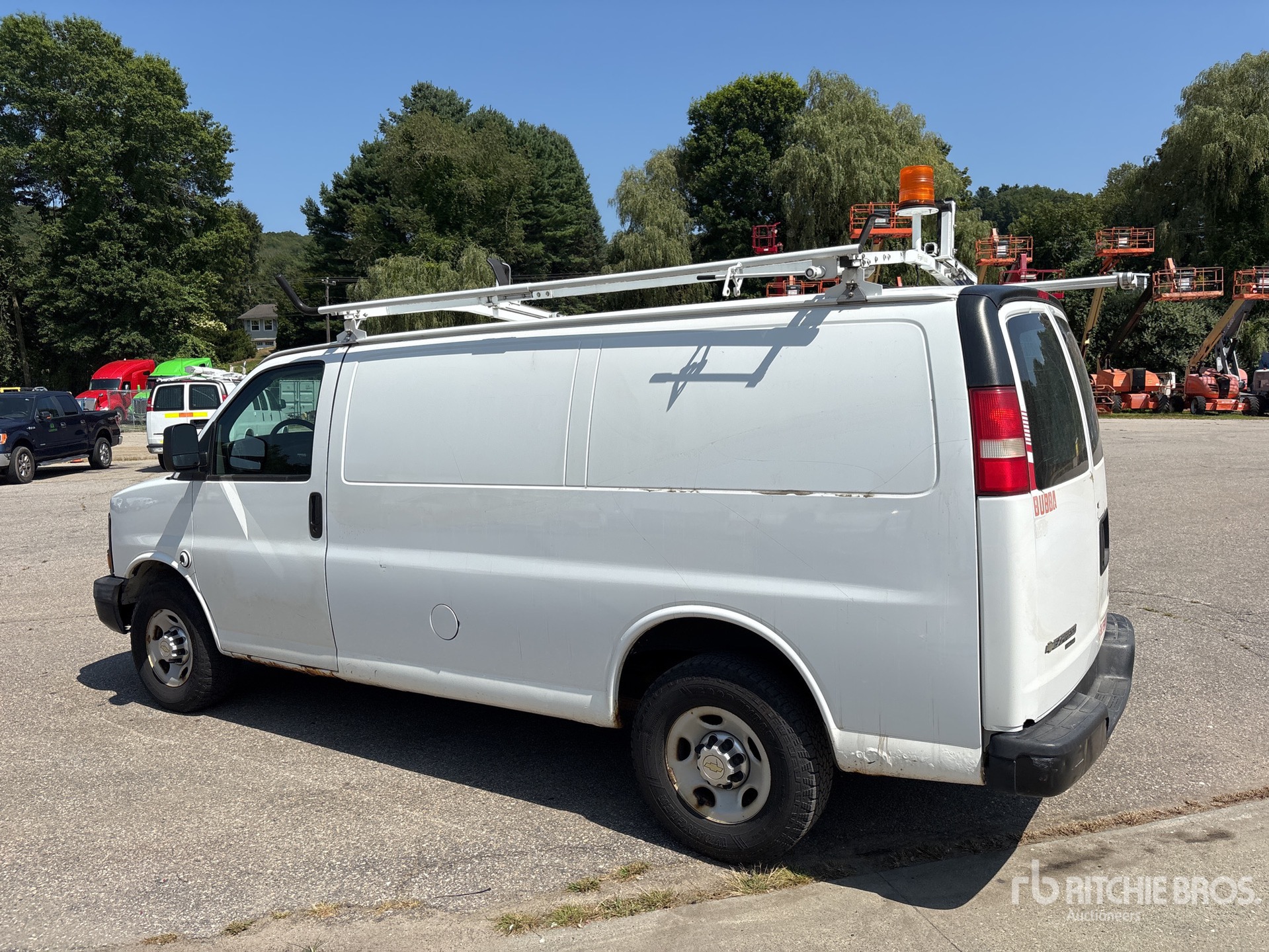 General Appearance with Picture, Left Rear Corner