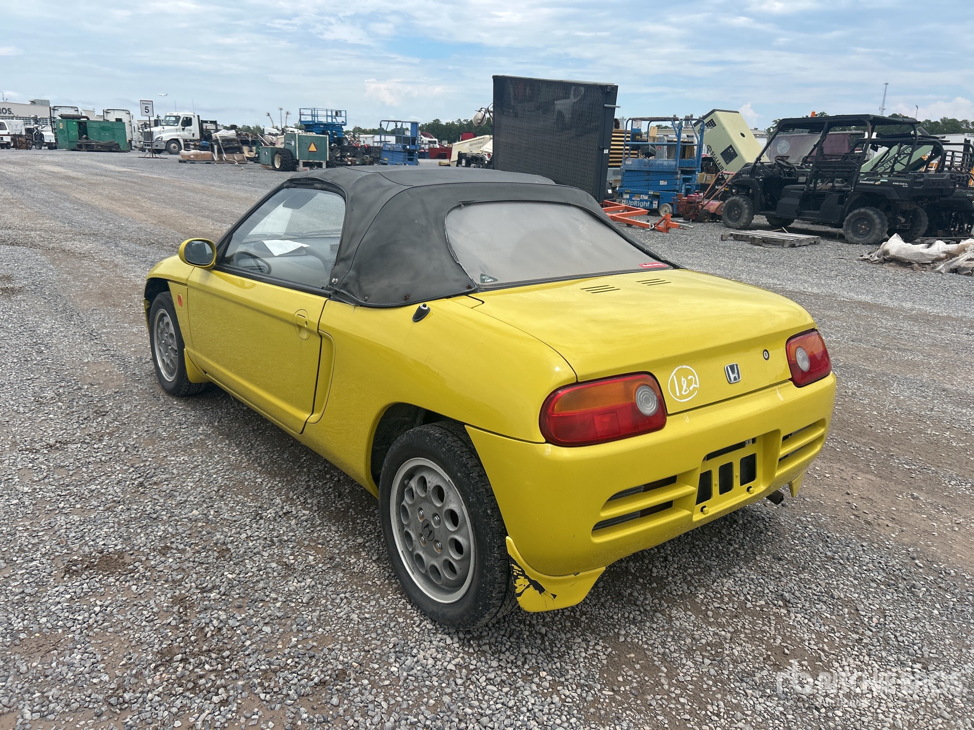 General Appearance with Picture, Left Rear Corner