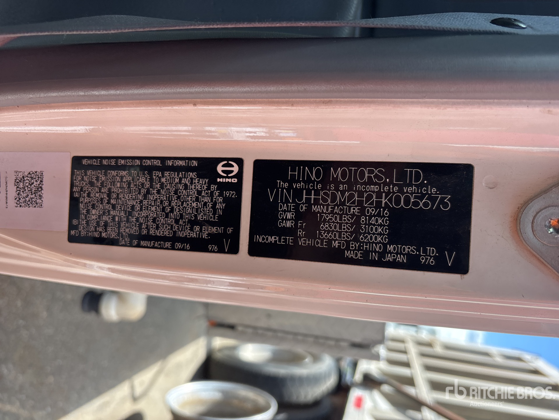 General Appearance with Numéro de série/Numéro d'identification du véhicule automobile