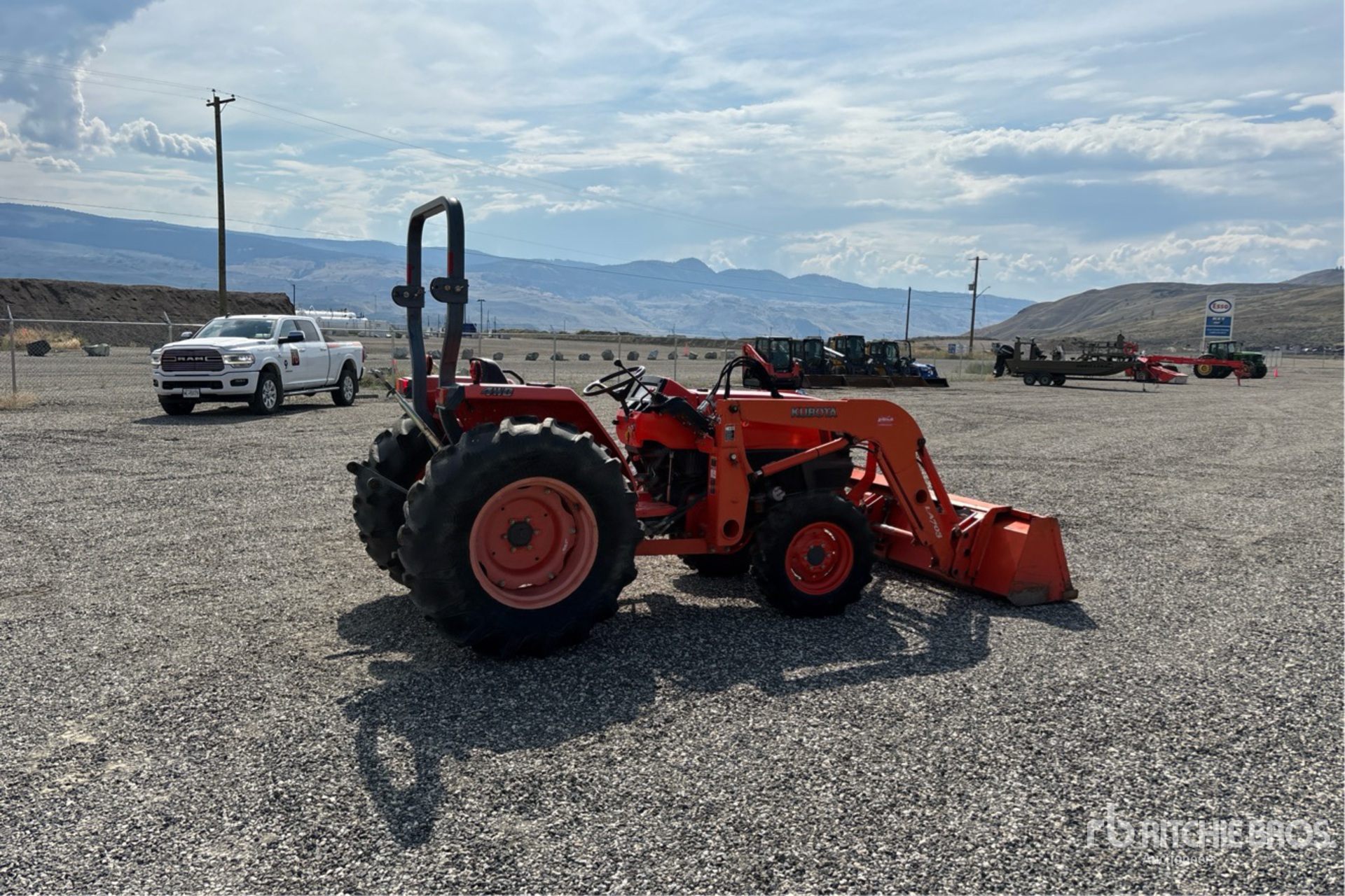 General Appearance with Picture, Right Rear Corner