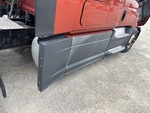 4 Underbody - Truck with 