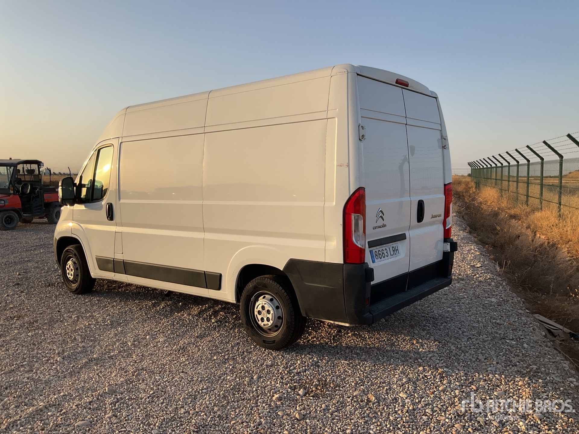 General Appearance with Picture, Left Rear Corner