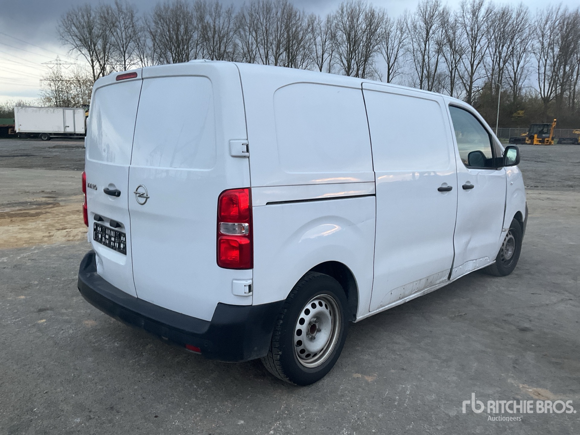 Aspect général with Image, coin arrière droit