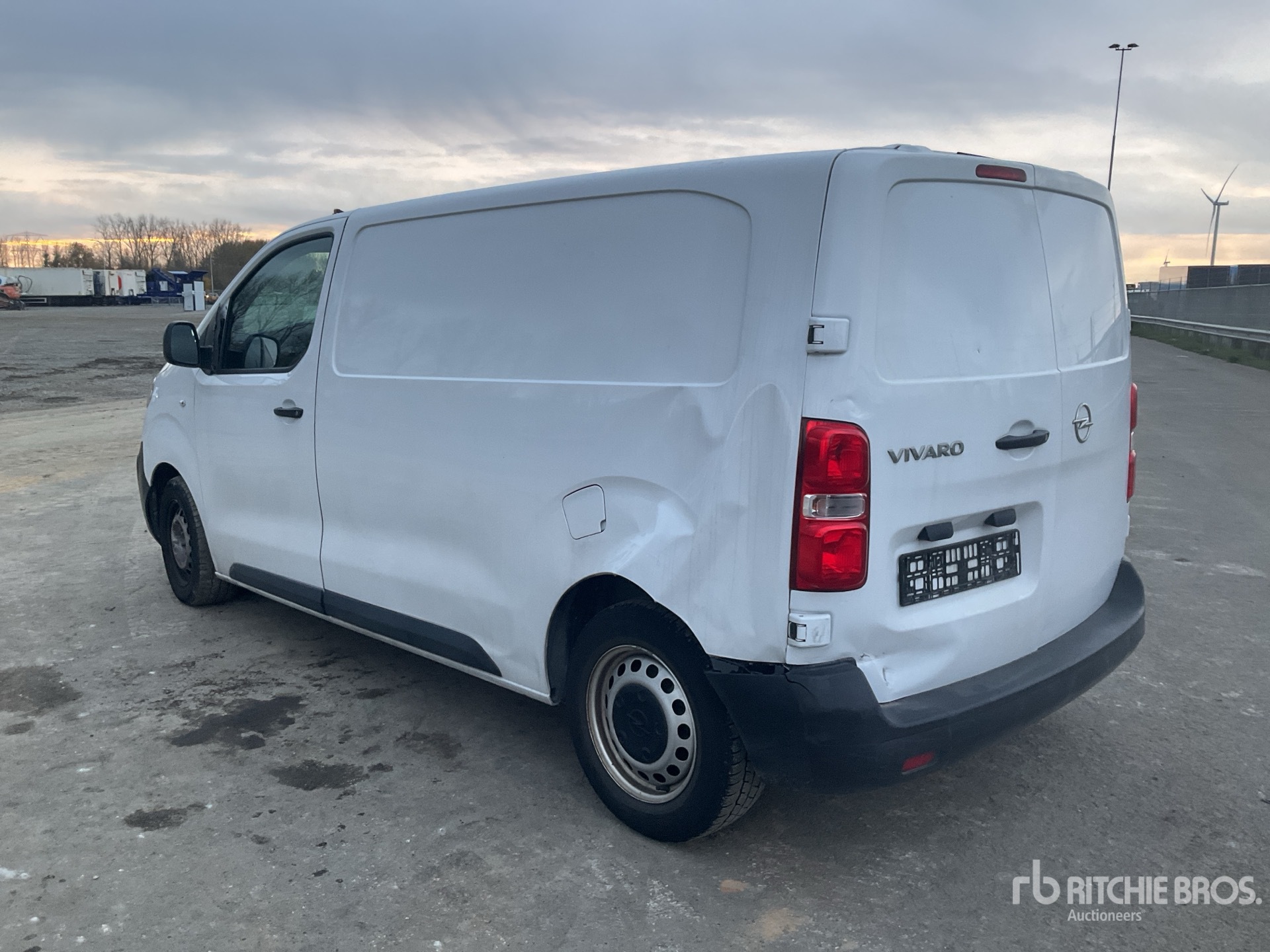 Aspect général with Image, coin arrière gauche