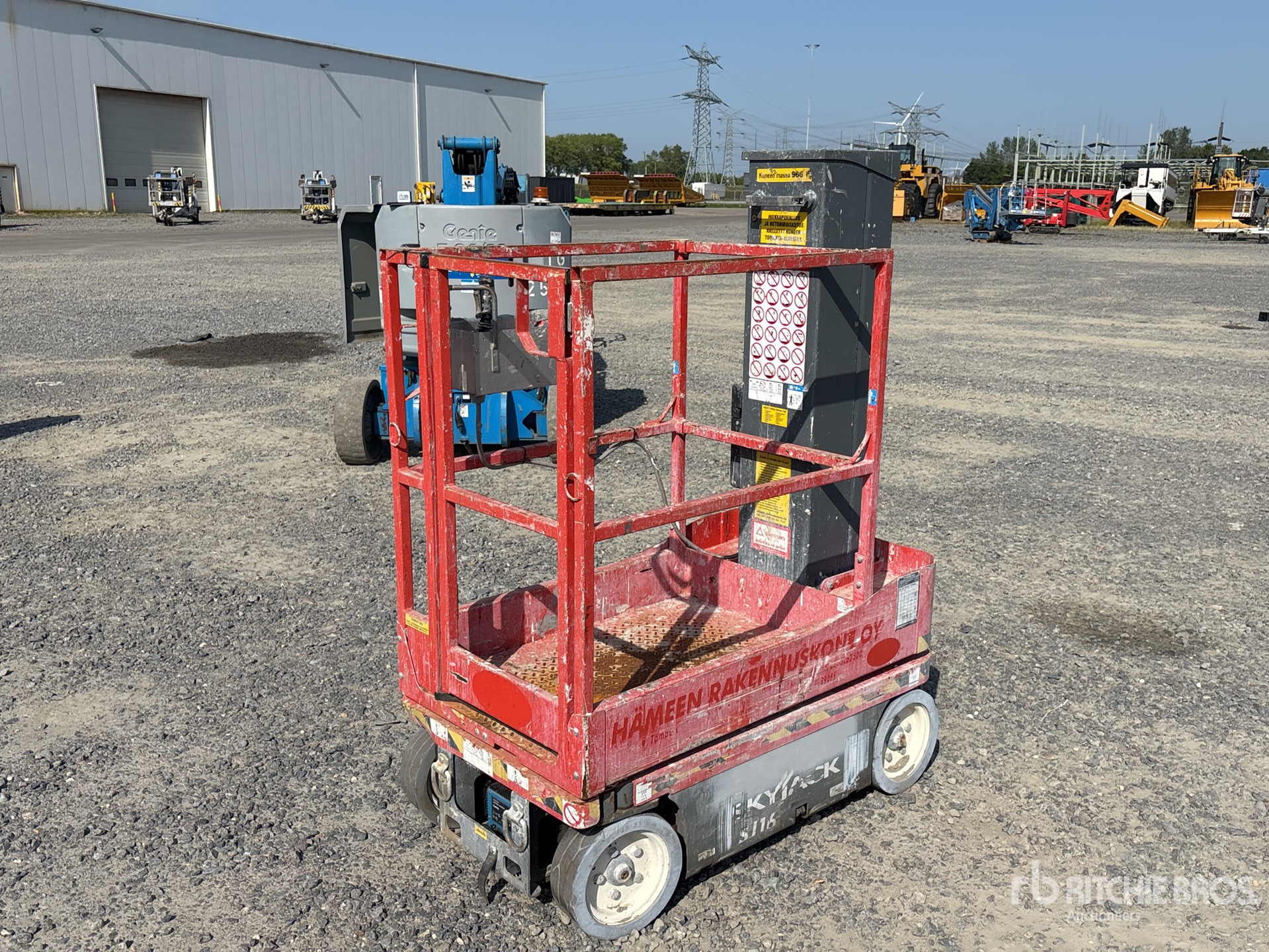 General Appearance with Picture, Right Rear Corner
