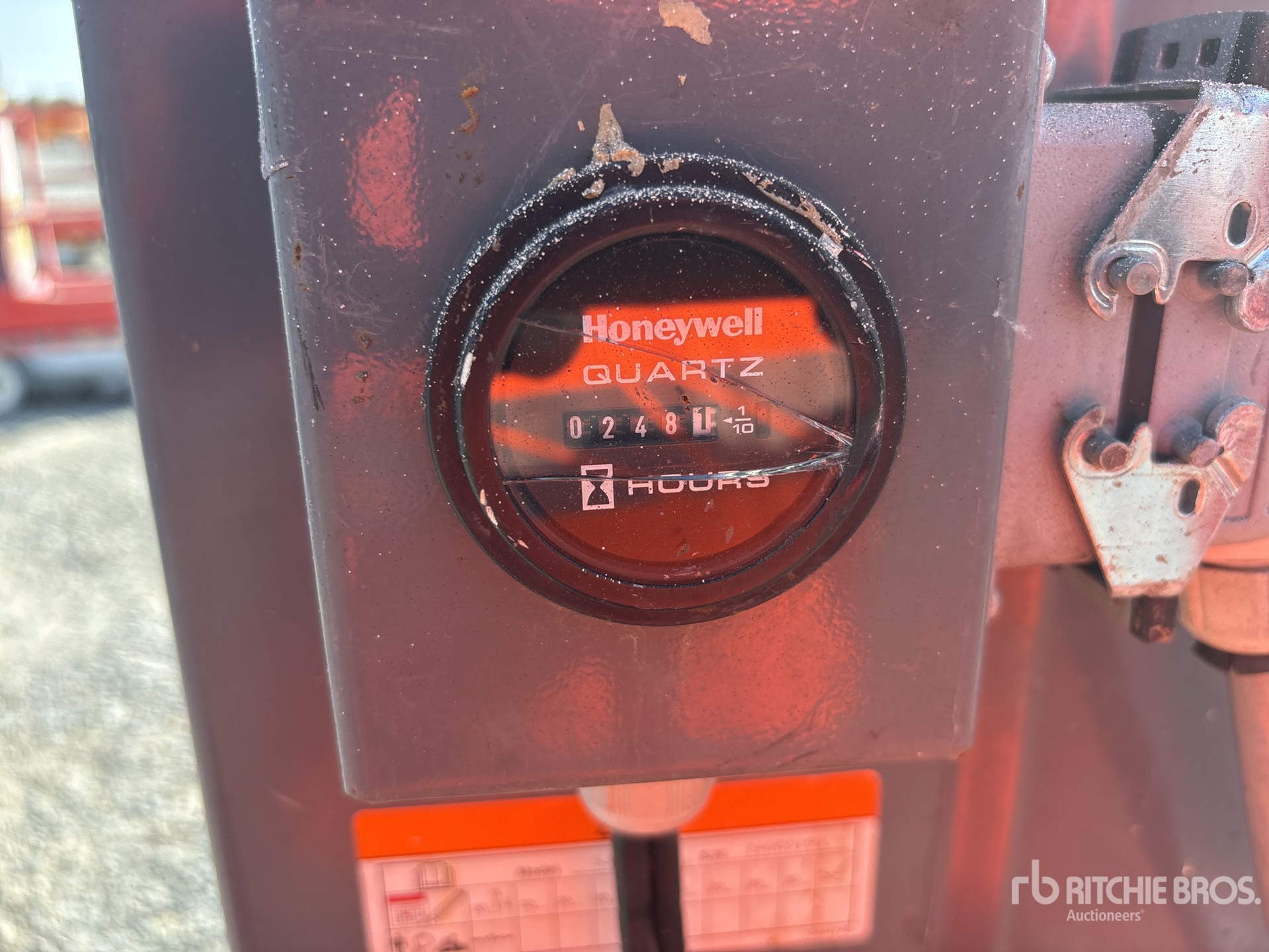 General Appearance with Horímetro / Odómetro