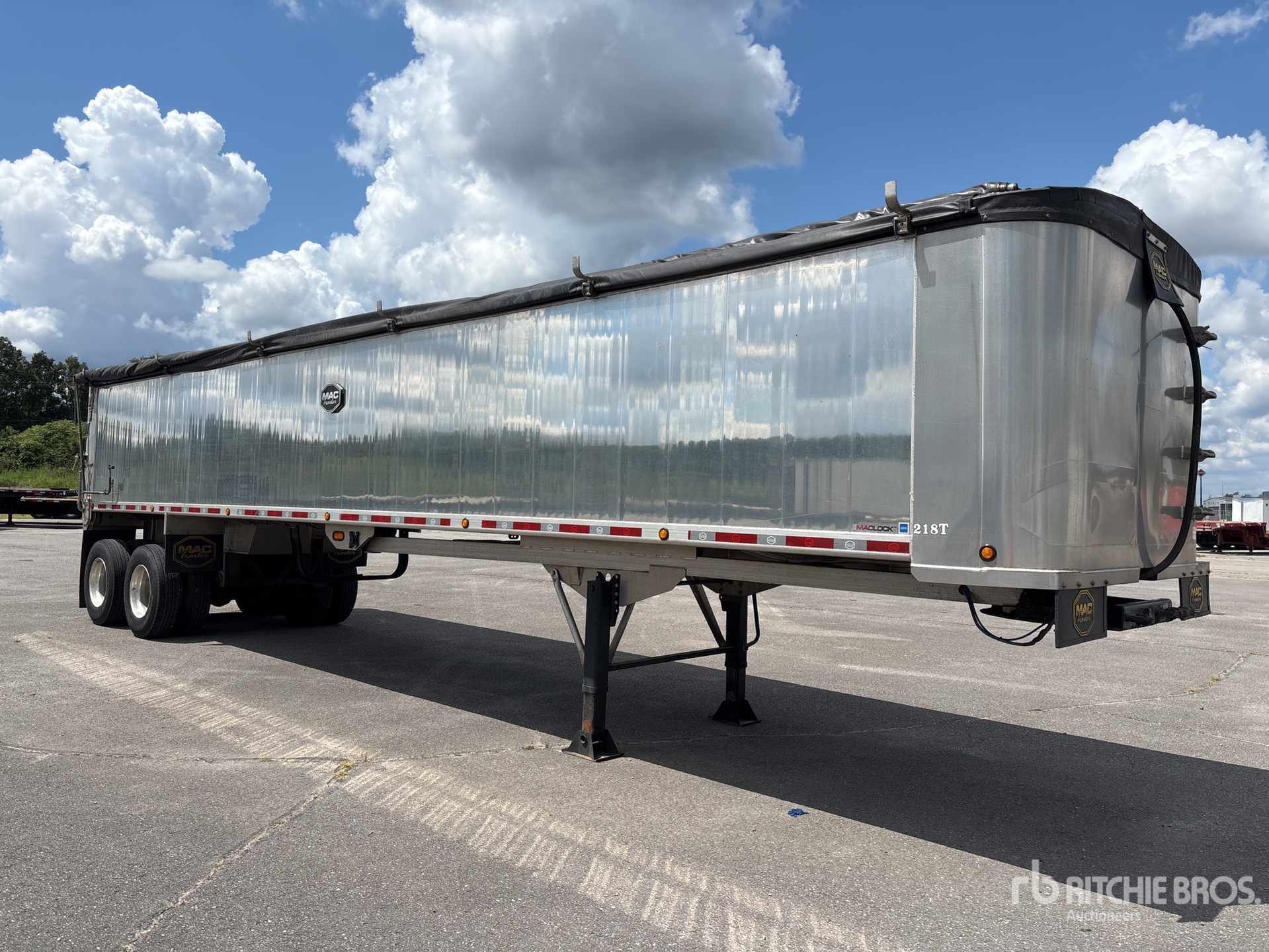 2024 Mac 39 FT T/A ALUMINUM QUARTER FRAME