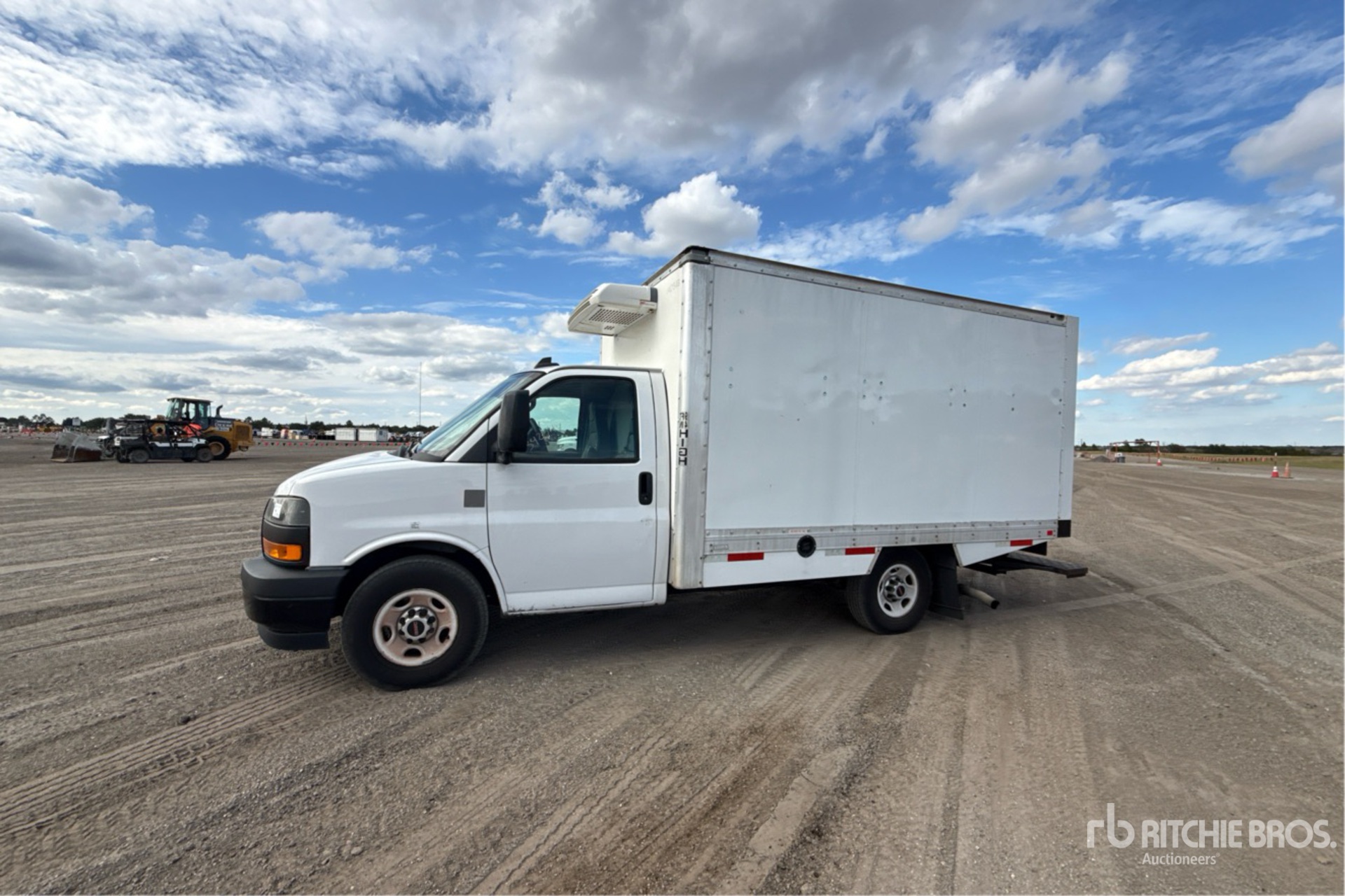 General Appearance with Imagen: esquina delantera izquierda