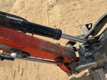 Hydraulics with Thumb Cylinder
