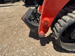Chassis with Quick Coupler to Arms Pins