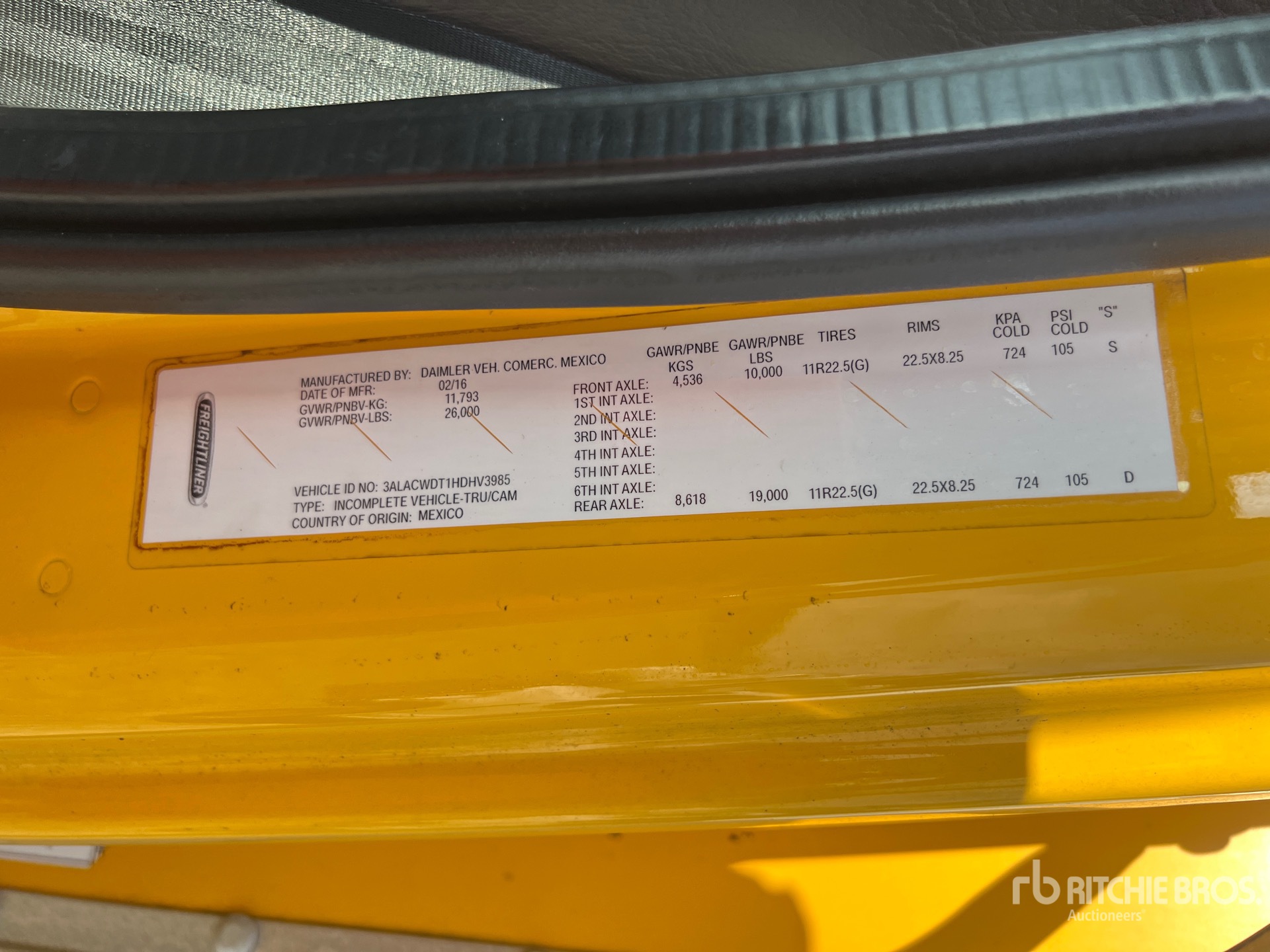 General Appearance with Serial Number / VIN