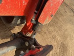 Hydraulics with Bucket Tilt Cylinders