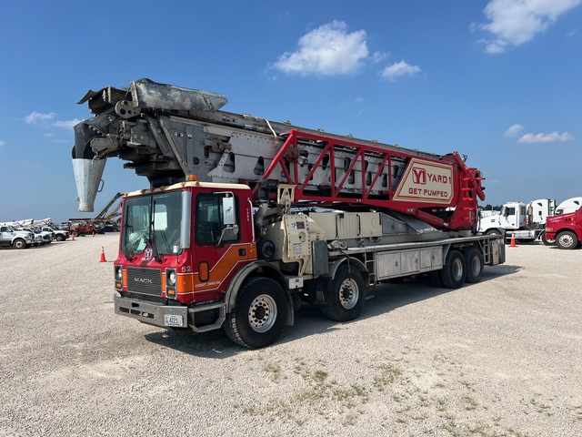 Putzmeister TB 130 126 ft on 2002 Mack MR688S 8x4 Twin-Steer Concrete Conveyor Truck