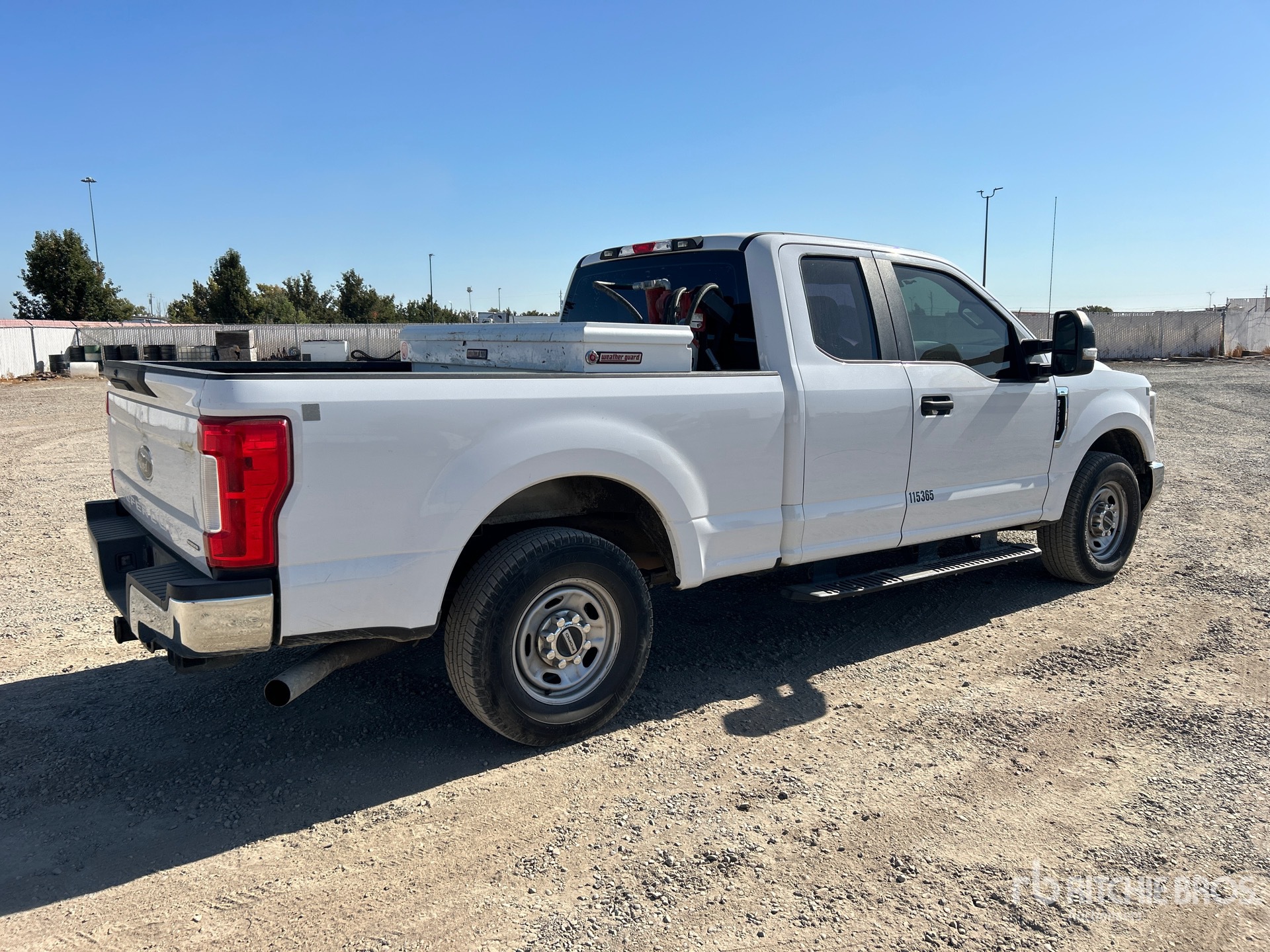 General Appearance with Picture, Right Rear Corner