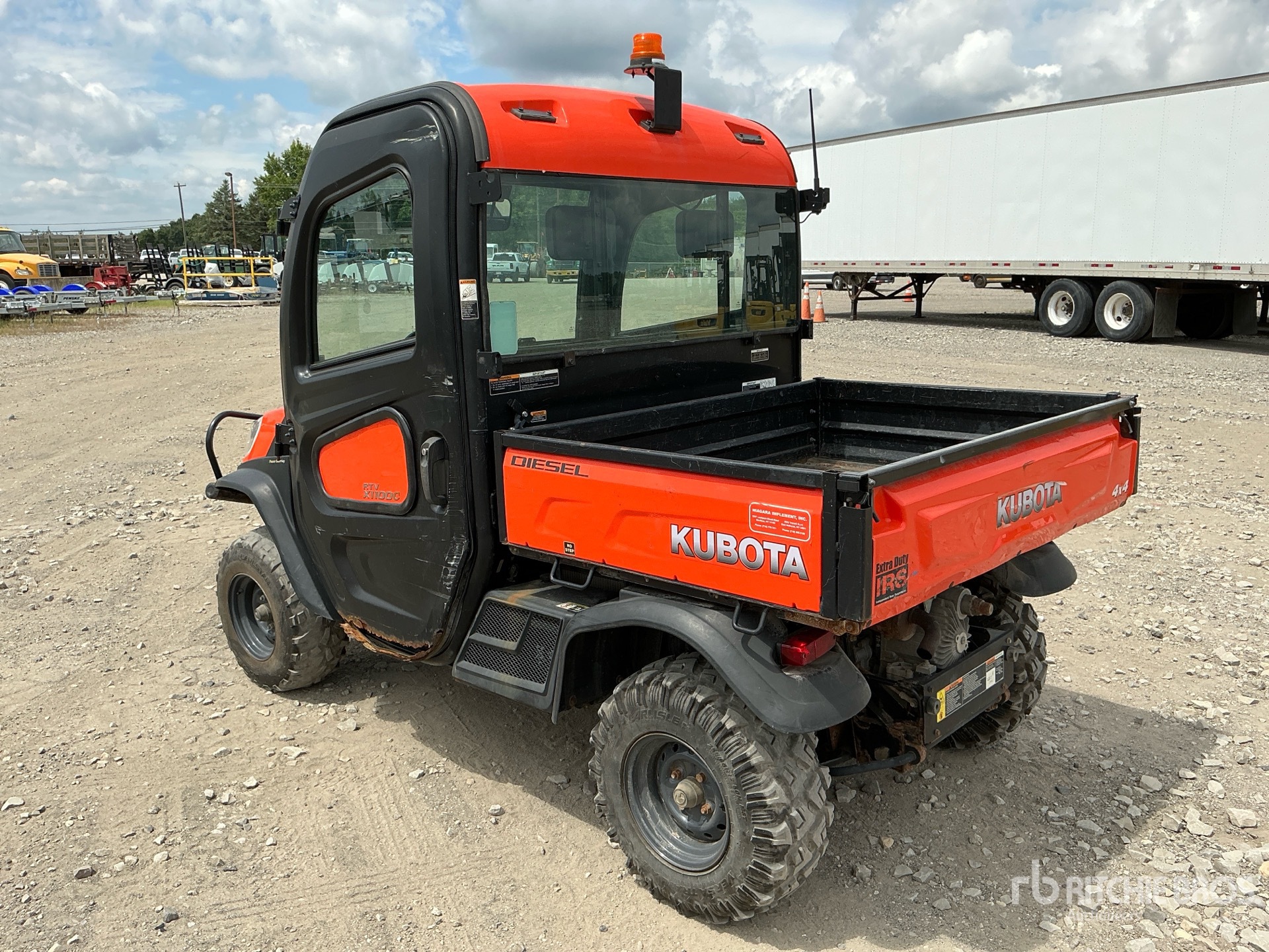 General Appearance with Picture, Left Rear Corner