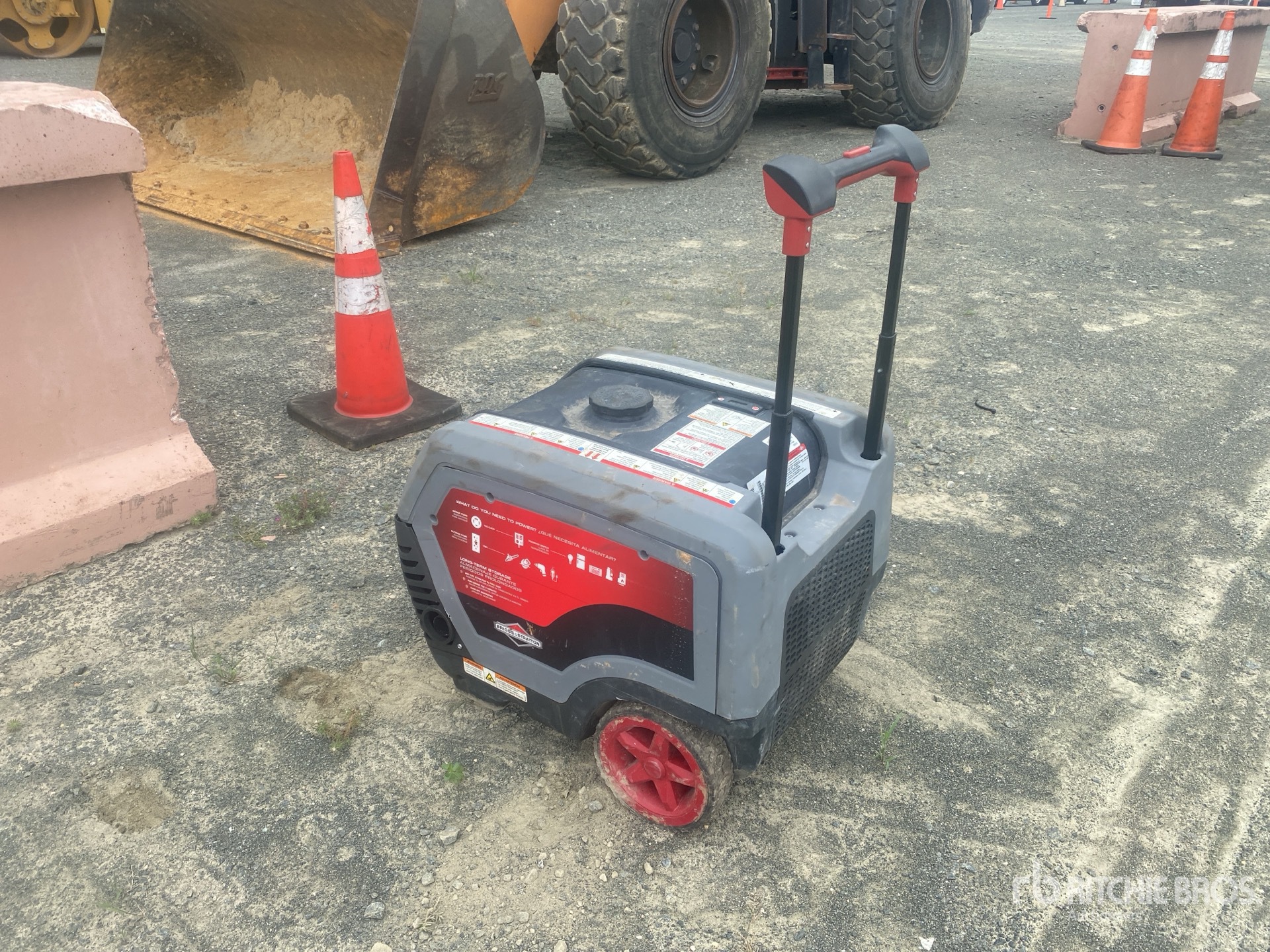 General Appearance with Picture, Right Rear Corner