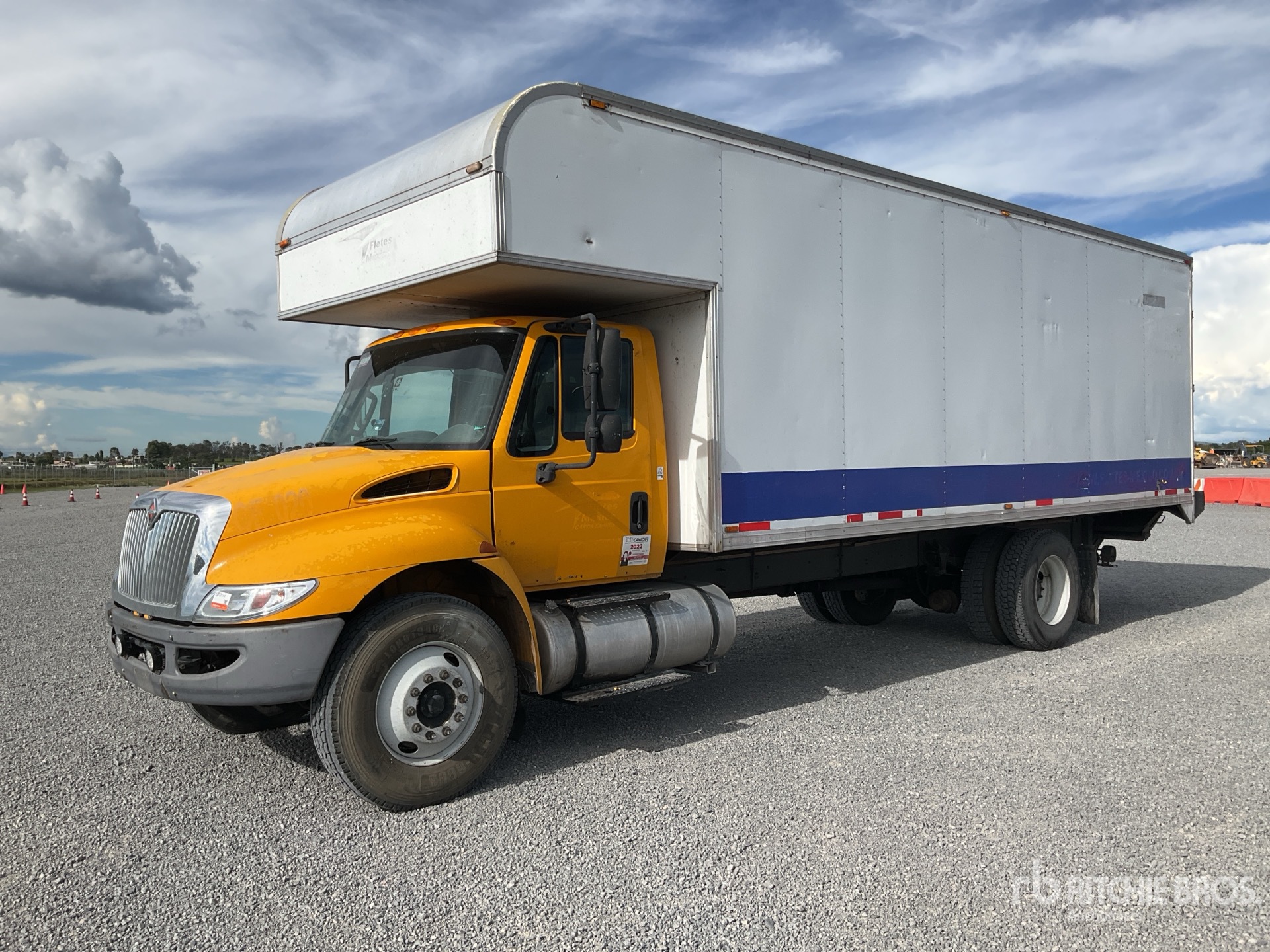 General Appearance with Spin