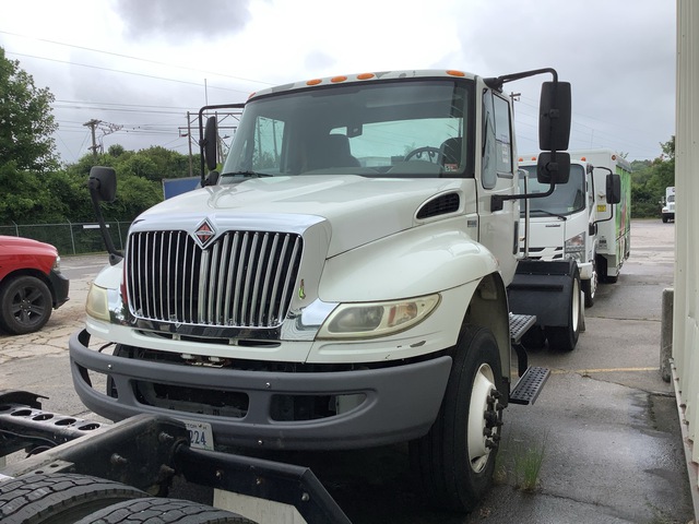 2012 International 4400 4x2 S/A Day Cab Truck Tractor