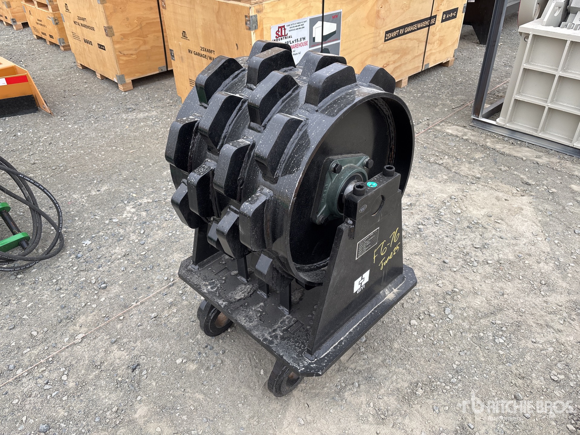 General Appearance with Picture, Right Front Corner