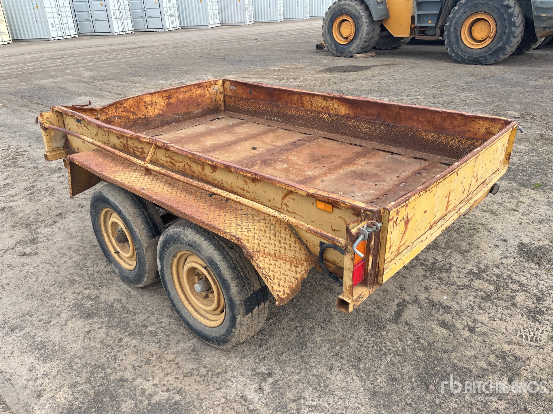 General Appearance with Picture, Right Rear Corner