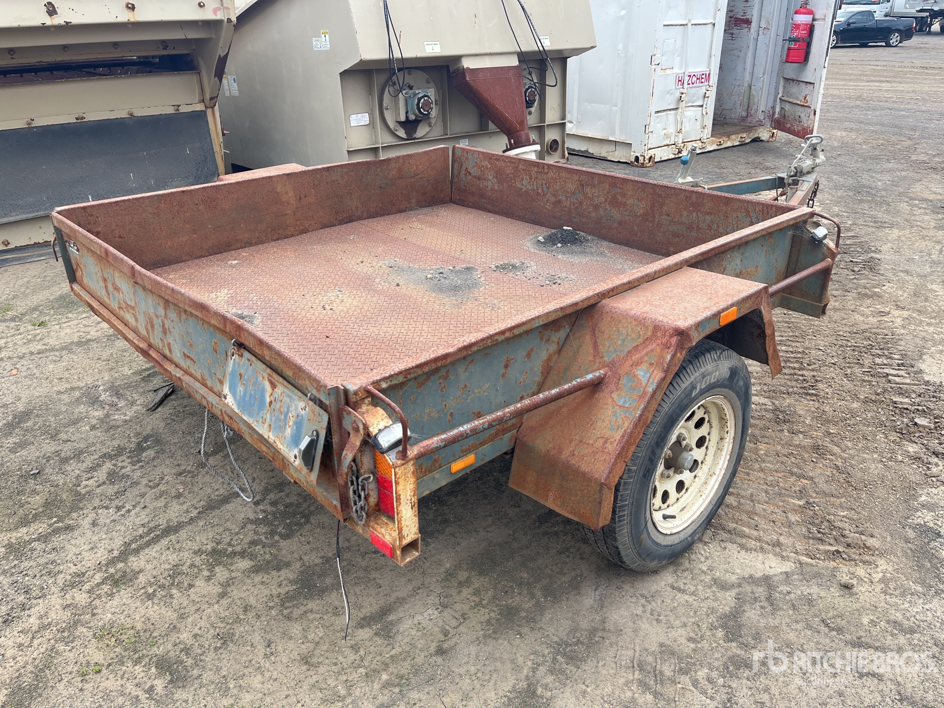 General Appearance with Picture, Left Rear Corner