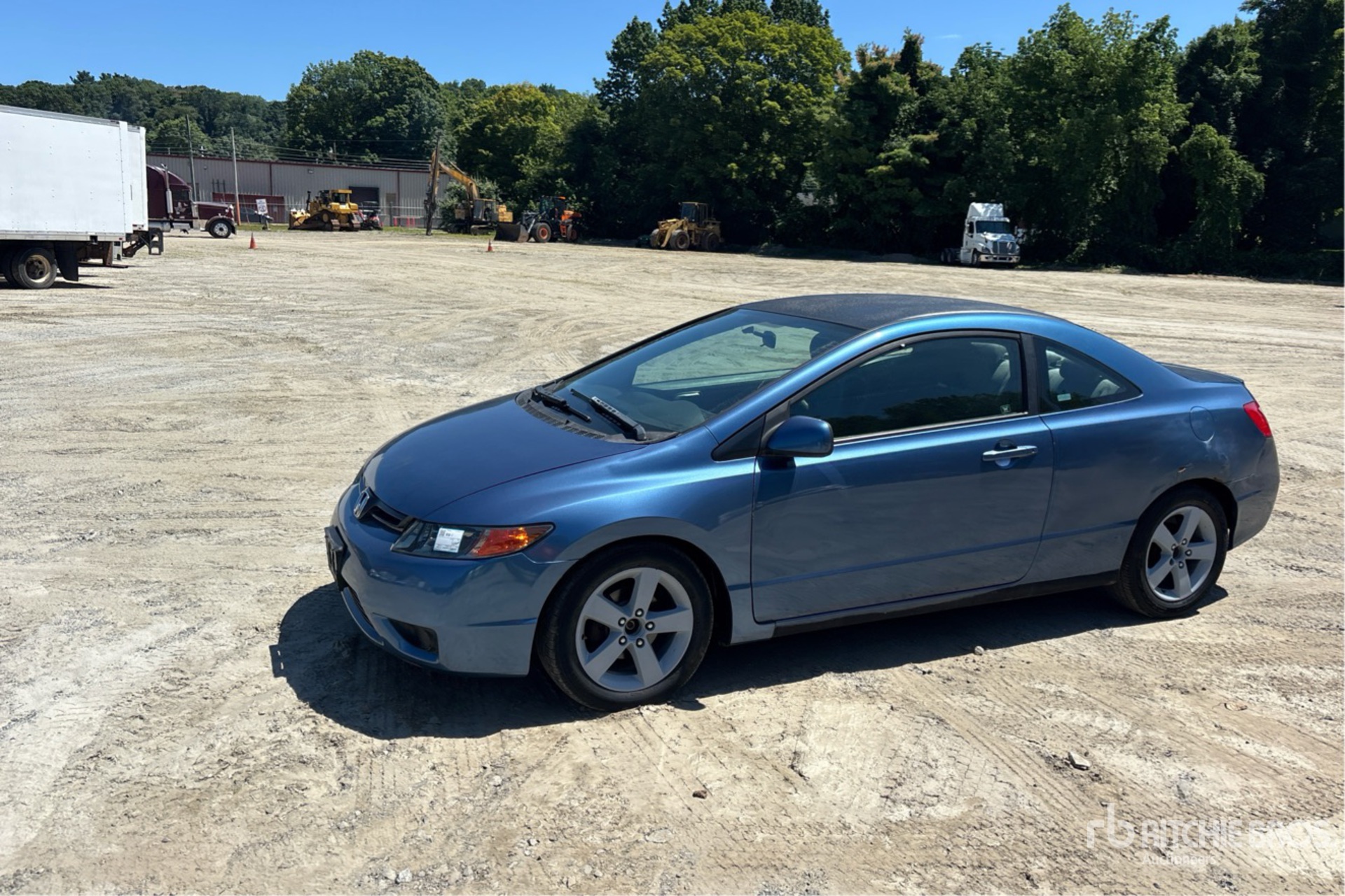 General Appearance with Picture, Left Front Corner