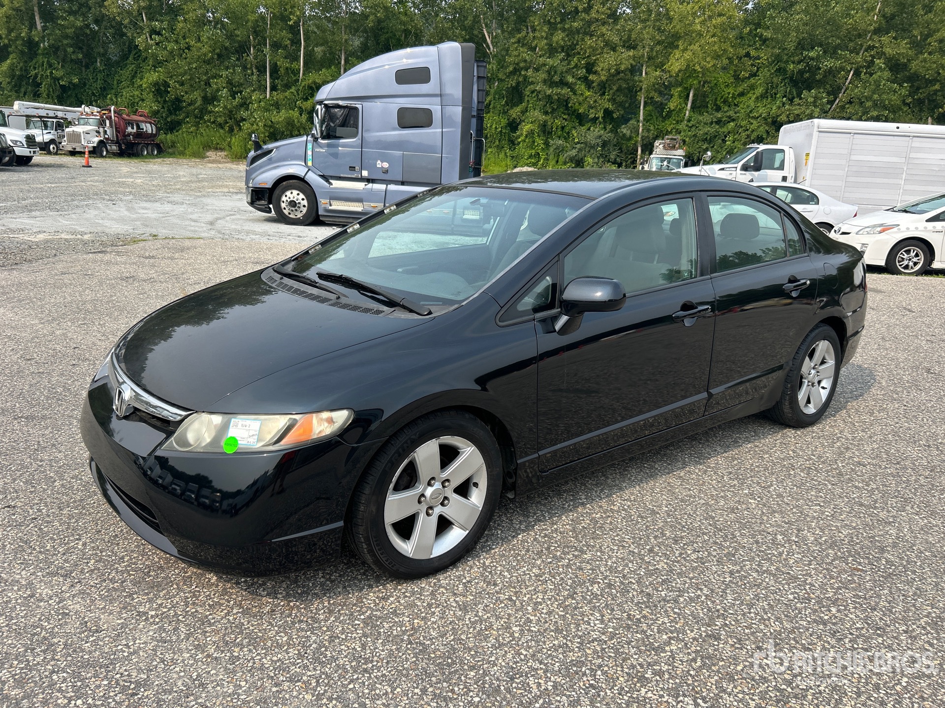 General Appearance with Picture, Left Front Corner