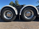 4 Underbody - Truck with 