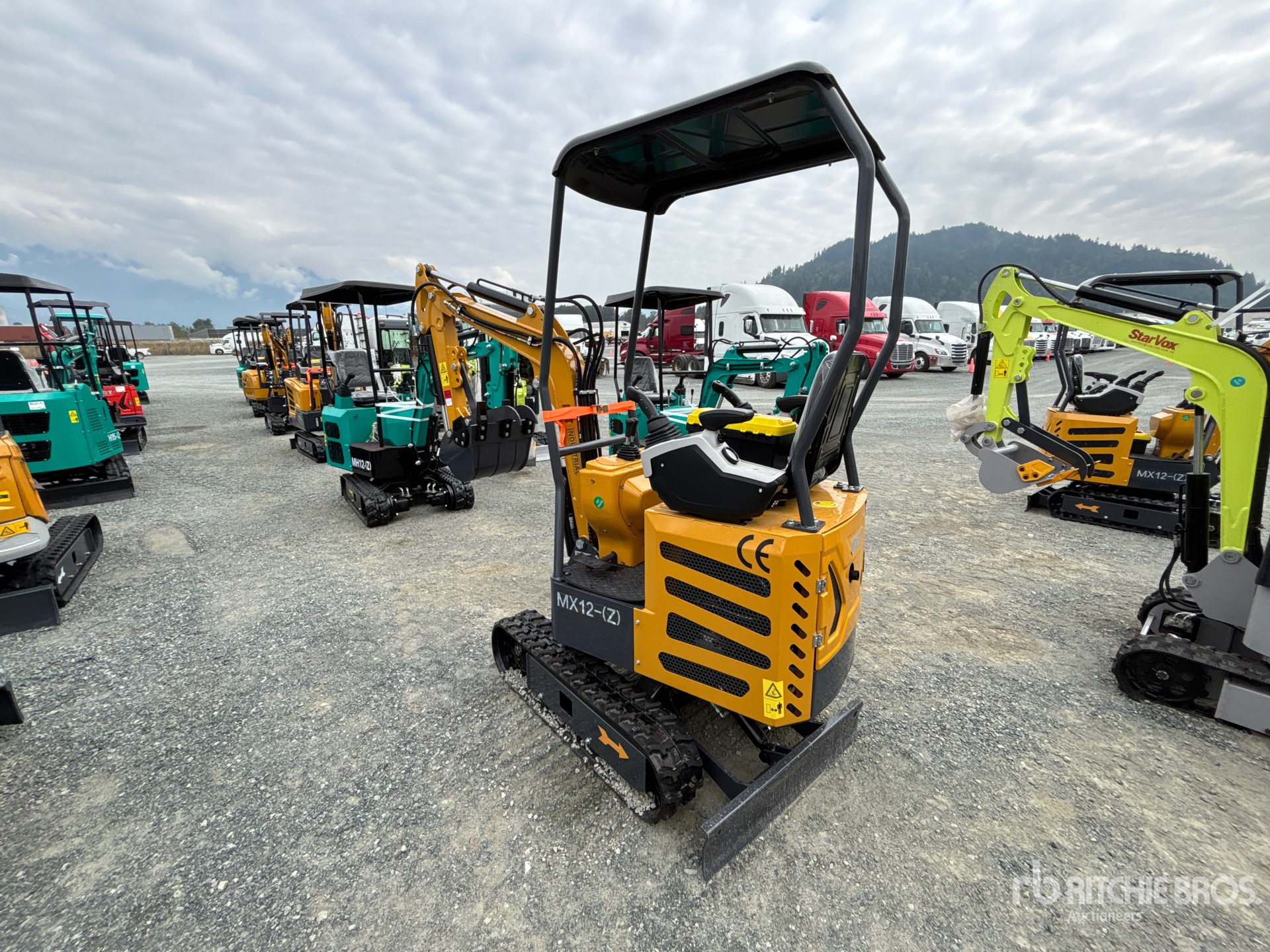 EXCAVADORA 2025 AGT MX12(Z)
