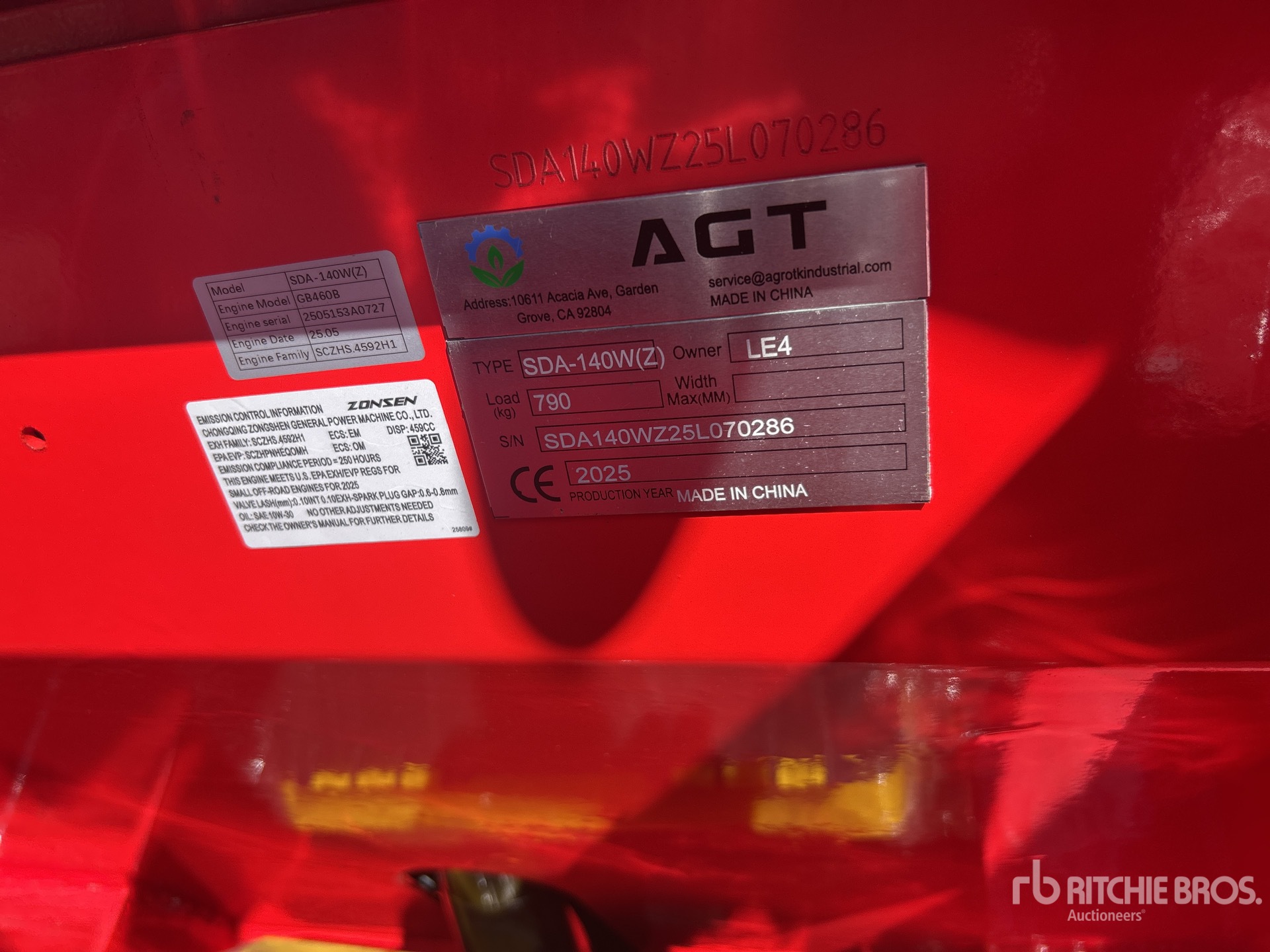 CARGADOR FRONTAL 2025 AGT SDA140W