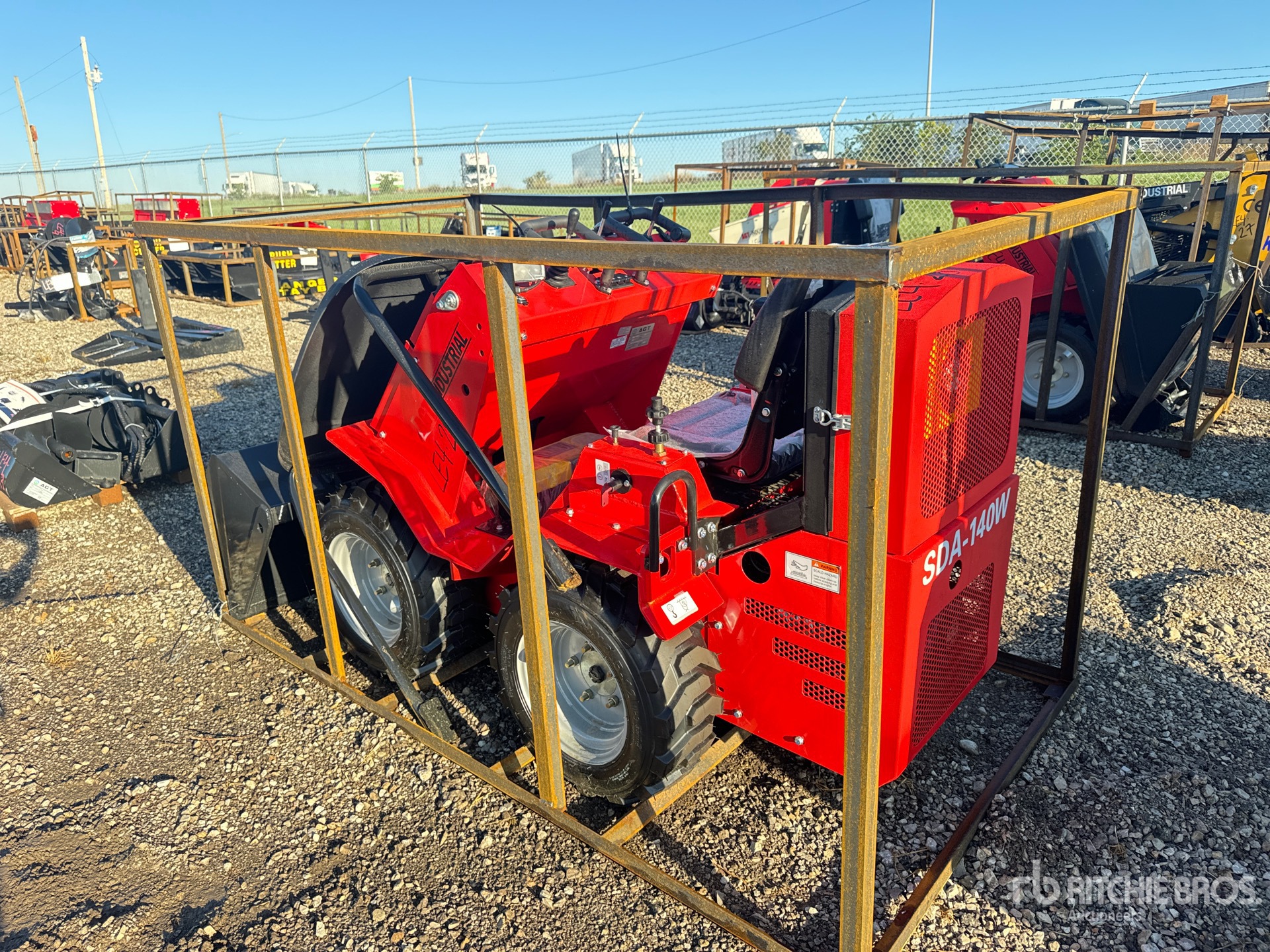 CARGADOR FRONTAL 2025 AGT SDA140W