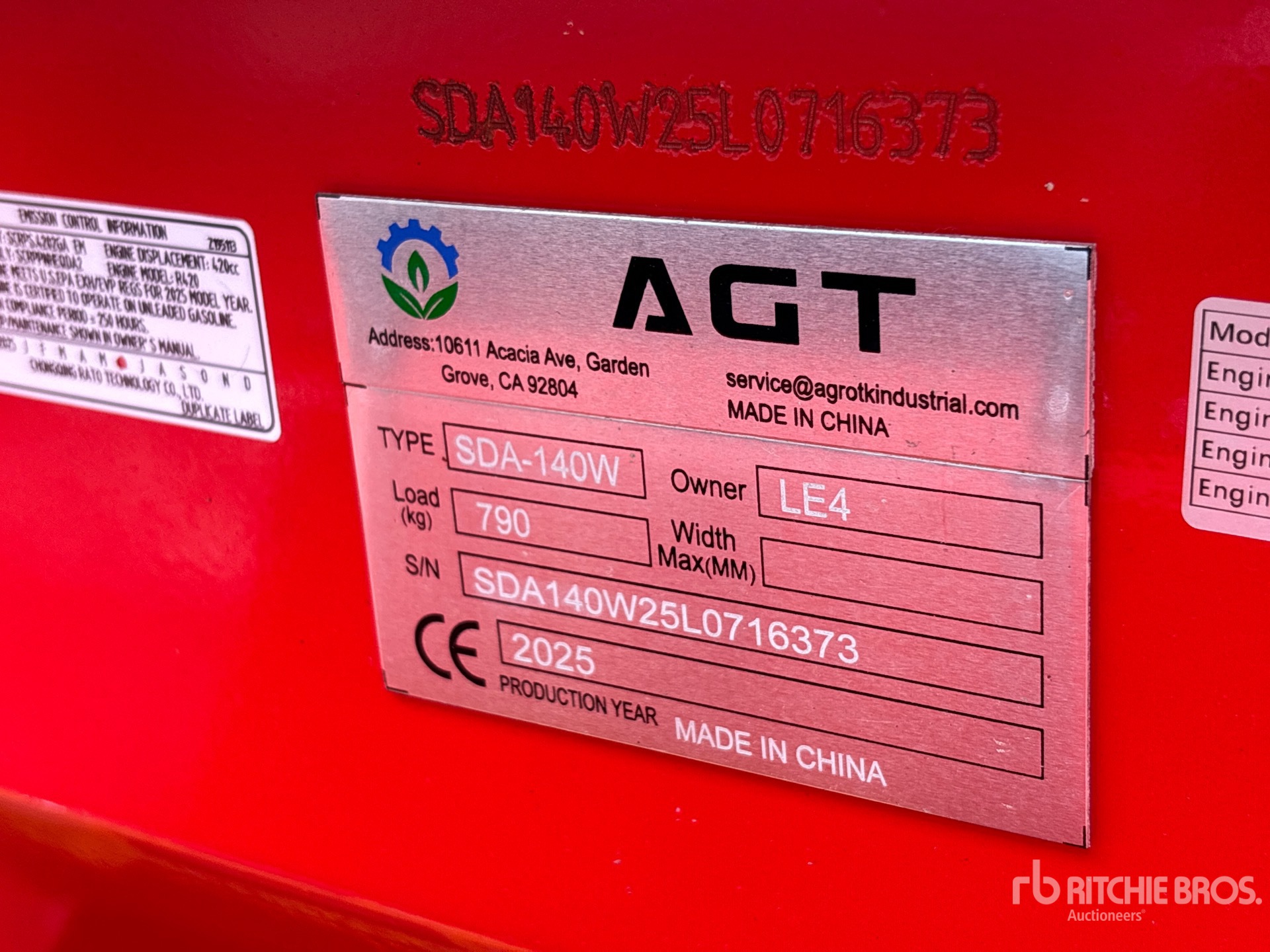 CARGADOR FRONTAL 2025 AGT SDA140W