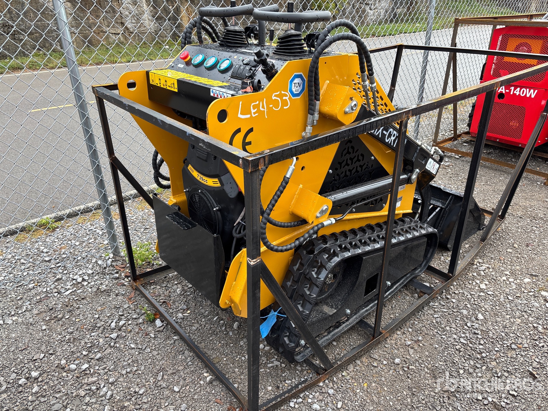 MINI CARGADOR SOBRE ORUGAS COMPACTO 2025 COMPAC MXCRT23